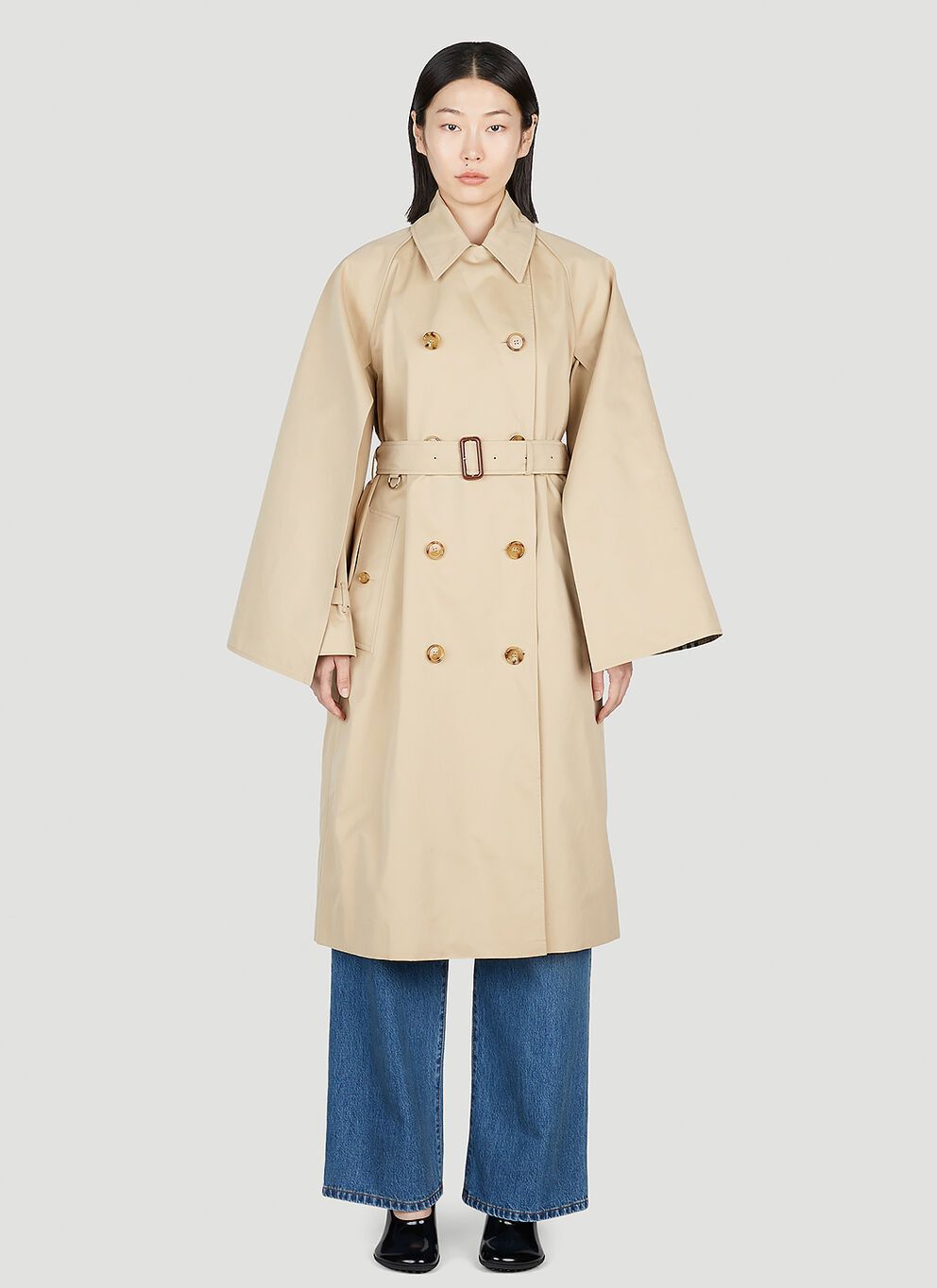 Image of Burberry Cotness Double-Breasted Trench Coat in Beige, Women's (Size Small)