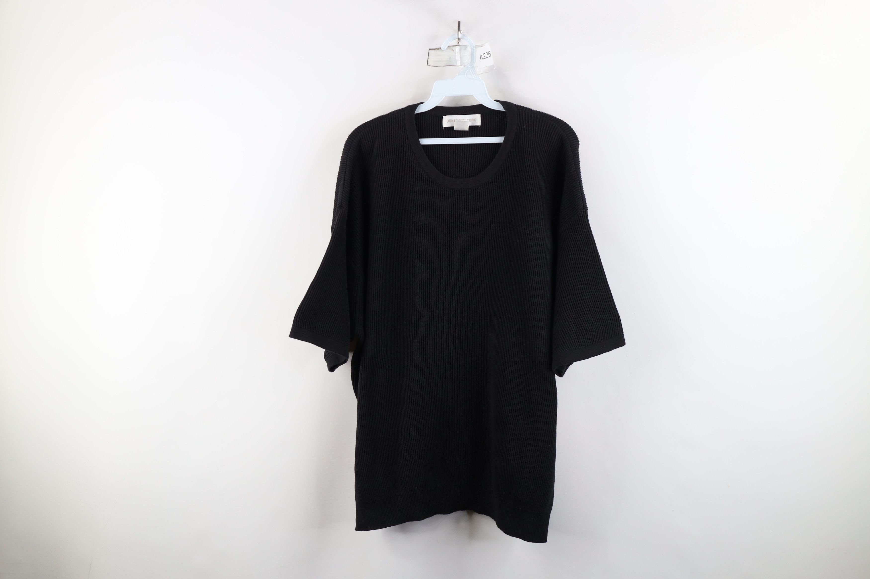 Vintage Vintage 90s Streetwear Ribbed Knit Short Sleeve T-Shirt Size 3XL / US 20-22 - 1 Thumbnail