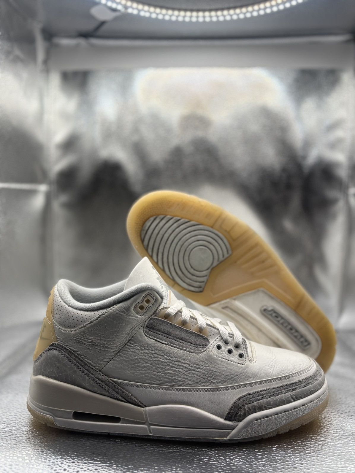 Air Jordan 3 Carry Ivory