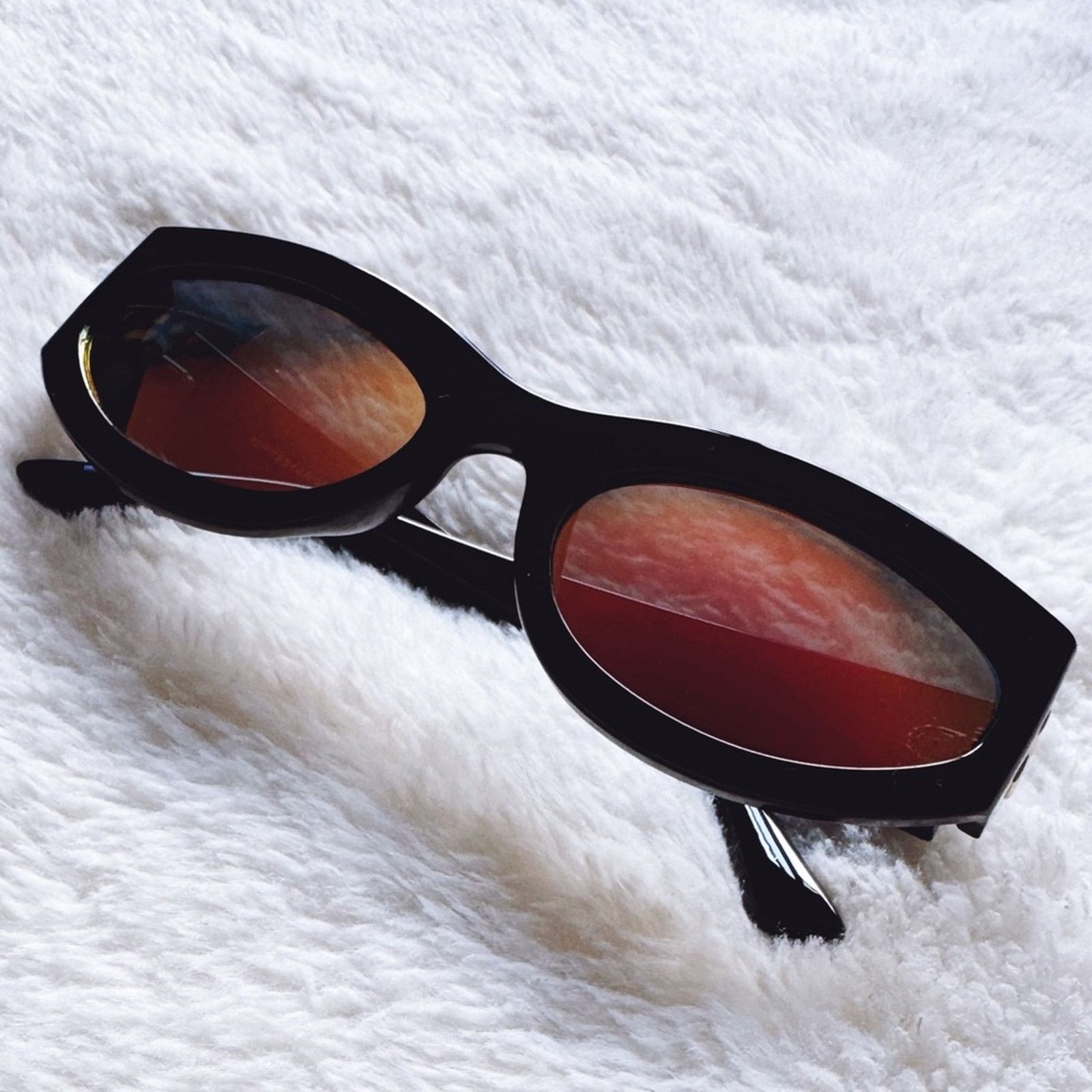 Other Francis Mirrored Red with Black Rim Sunglasses Size ONE SIZE - 1 Thumbnail