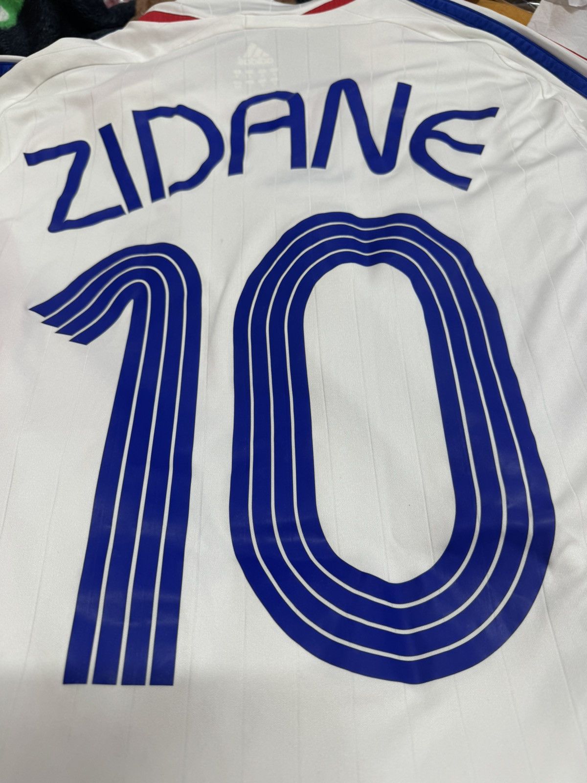Adidas France 2006 classic away shirt #10 Zidane Size US M / EU 48-50 / 2 - 4 Thumbnail