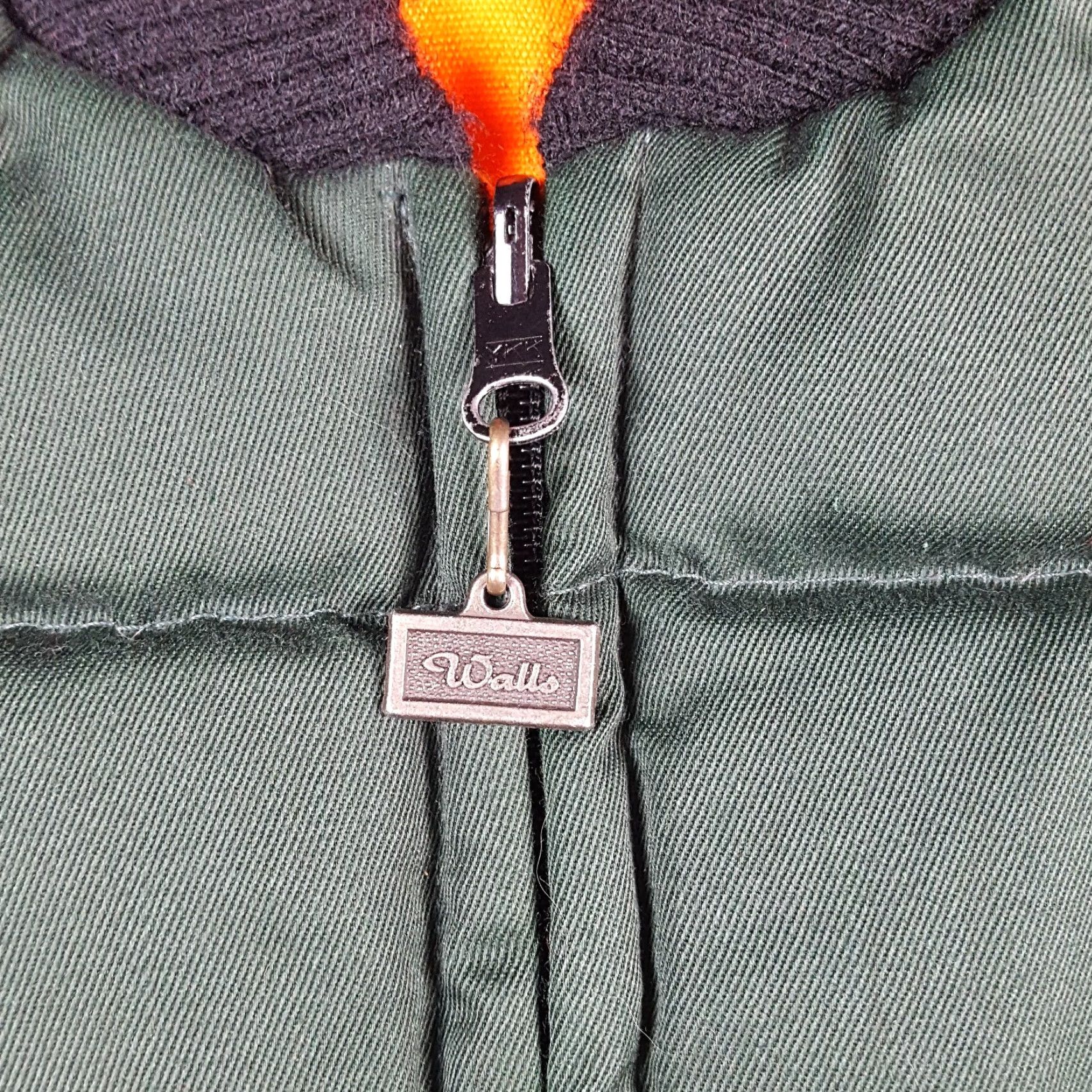 Walls VINTAGE Walls Reversible Down Puffer Hunting Vest Men's 2XLT Green 90s Ski Jacket Bomber Velvet? Size US XXL / EU 58 / 5 - 3 Thumbnail
