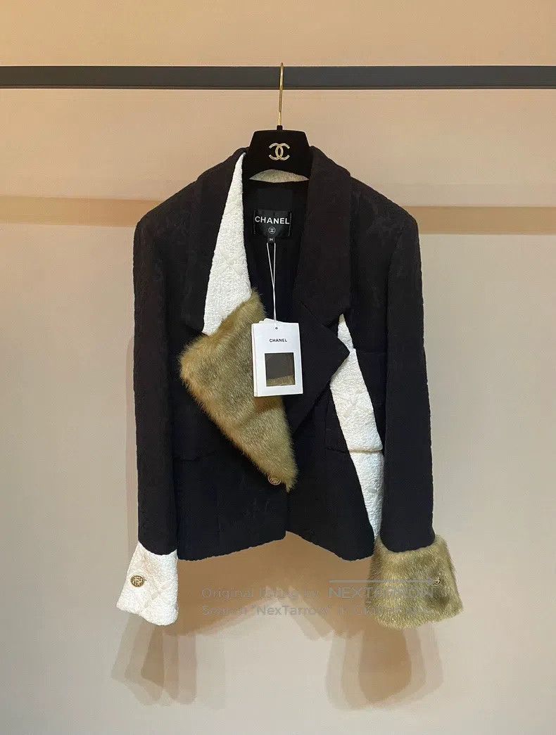 Chanel Chanel Castle Series Handicraft Lapel Coat Size XXS / US 00 / IT 34 - 1 Thumbnail