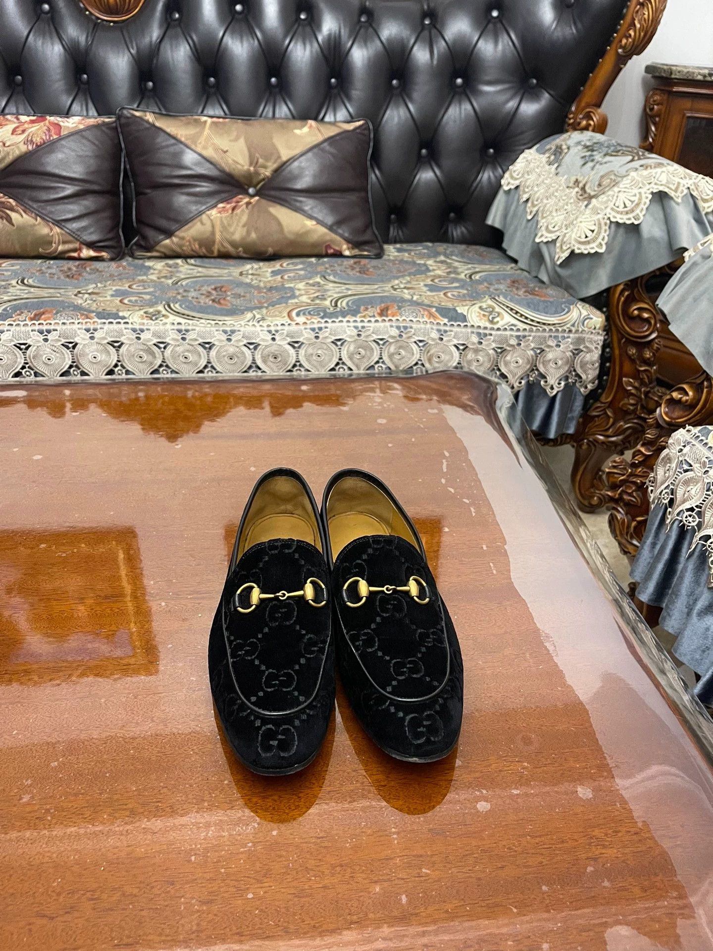 Gucci Gucci Men's Classic Velvet Full Logo Versatile 6.5 Size US 6.5 / EU 39-40 - 3 Thumbnail