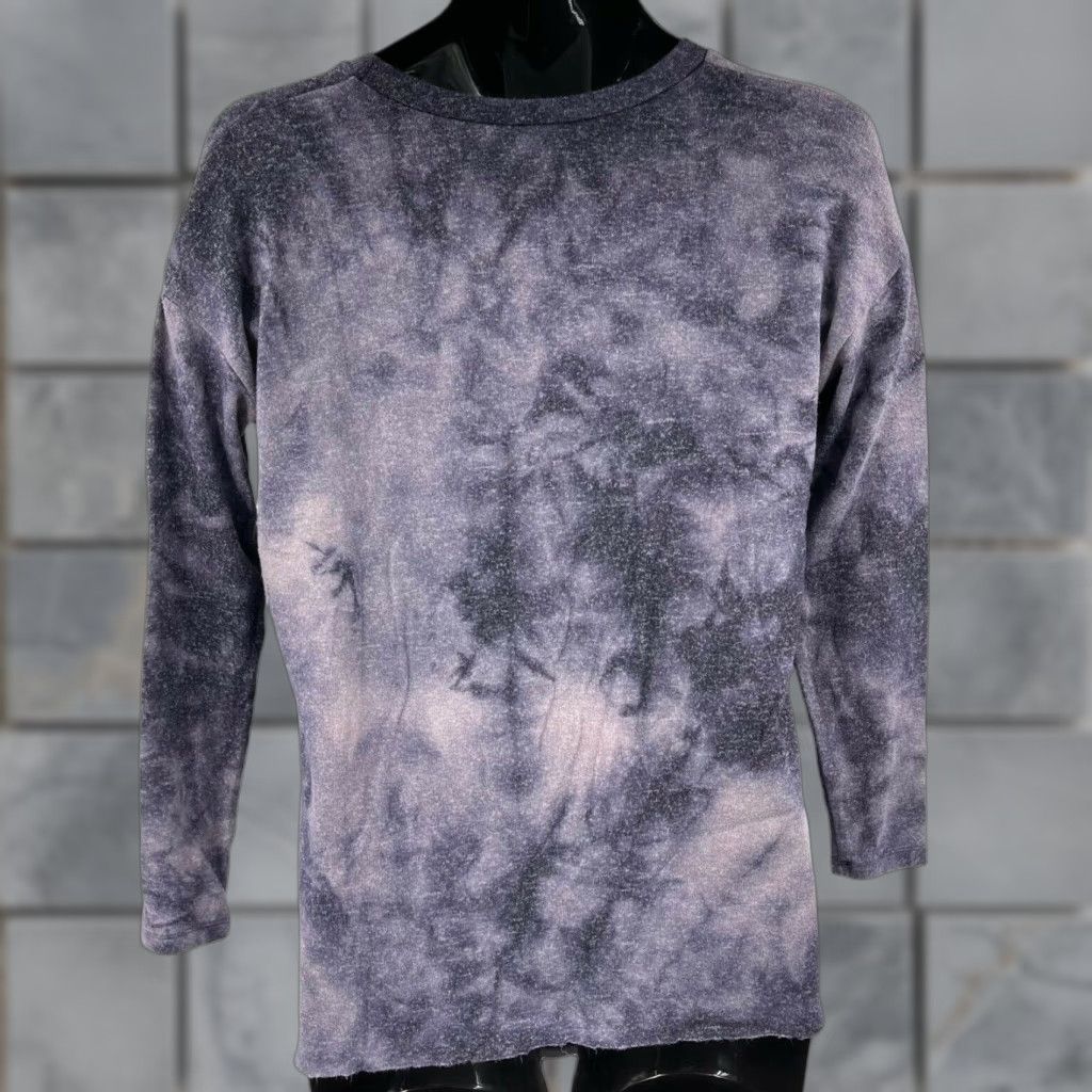 American Eagle Outfitters American Eagle Outfitters Top Womens S Purple Tie Dye Pullover Long Sleeve Viscose Basic Casual Shirt Womens Size S / US 4 / IT 40 - 1 Thumbnail