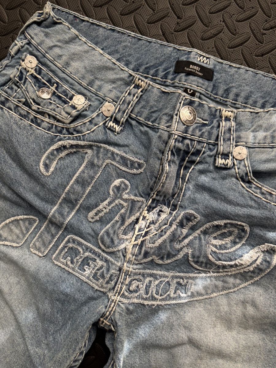 True Religion True Religion Spell-Out Stitched Denim Shorts Size US 32 / EU 48 - 2 Thumbnail