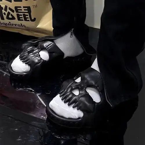 Designer × Japanese Brand Skull slippers Size US 9.5 / EU 42-43 - 4 Thumbnail