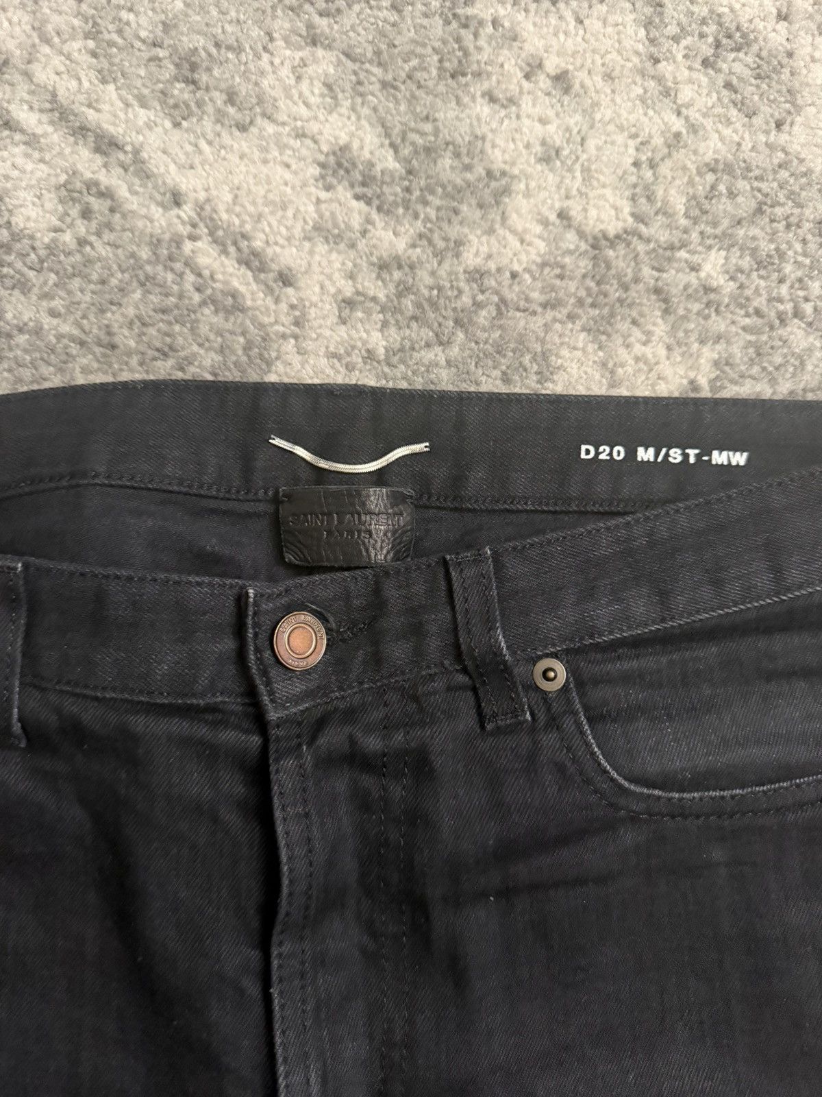 Saint Laurent Paris YSL Saint Laurent Paris D20 Size US 33 - 3 Thumbnail