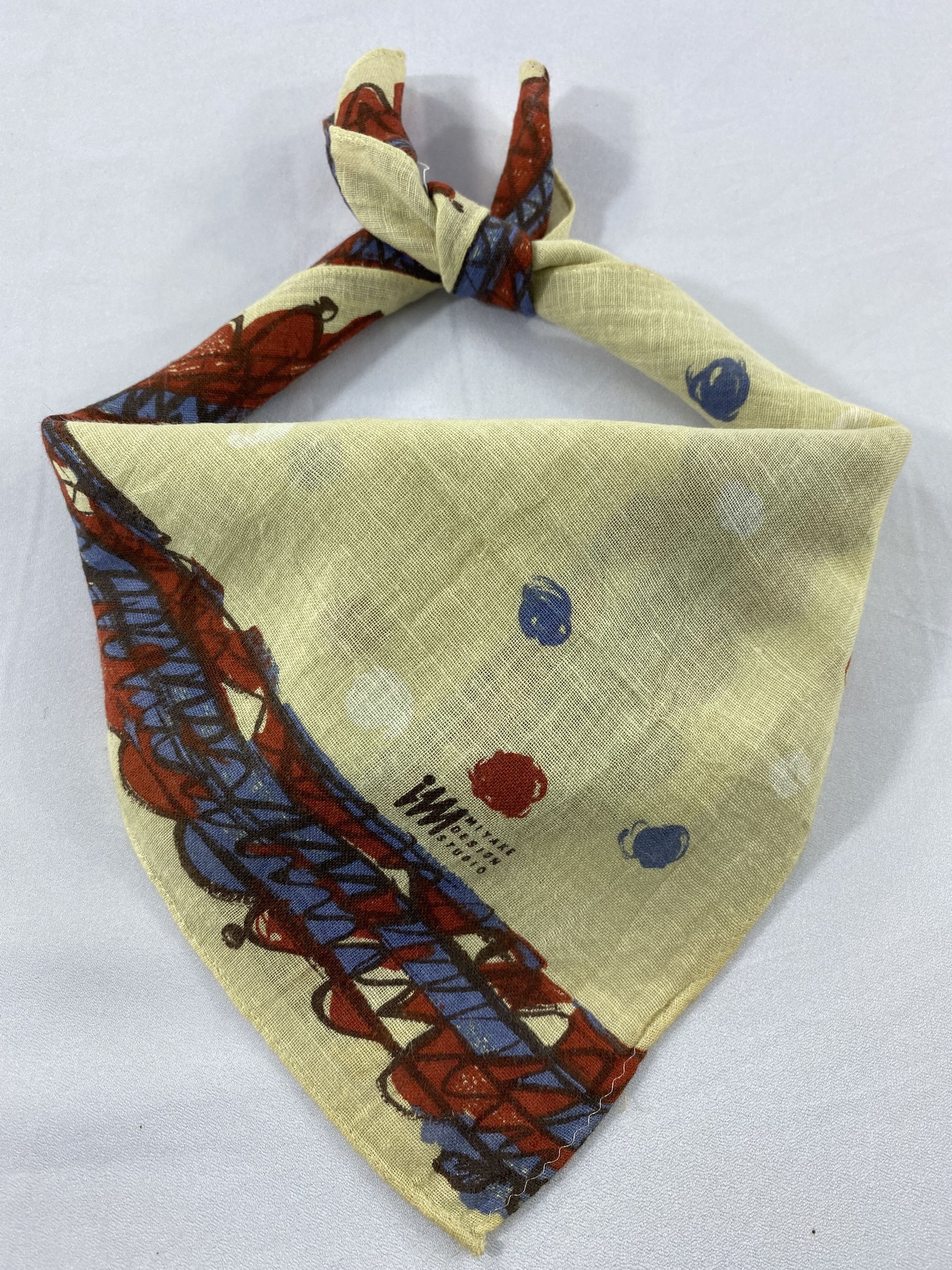 Issey Miyake Issey Miyake Handkerchief / Bandana / Neckerchief Size ONE SIZE - 1 Thumbnail