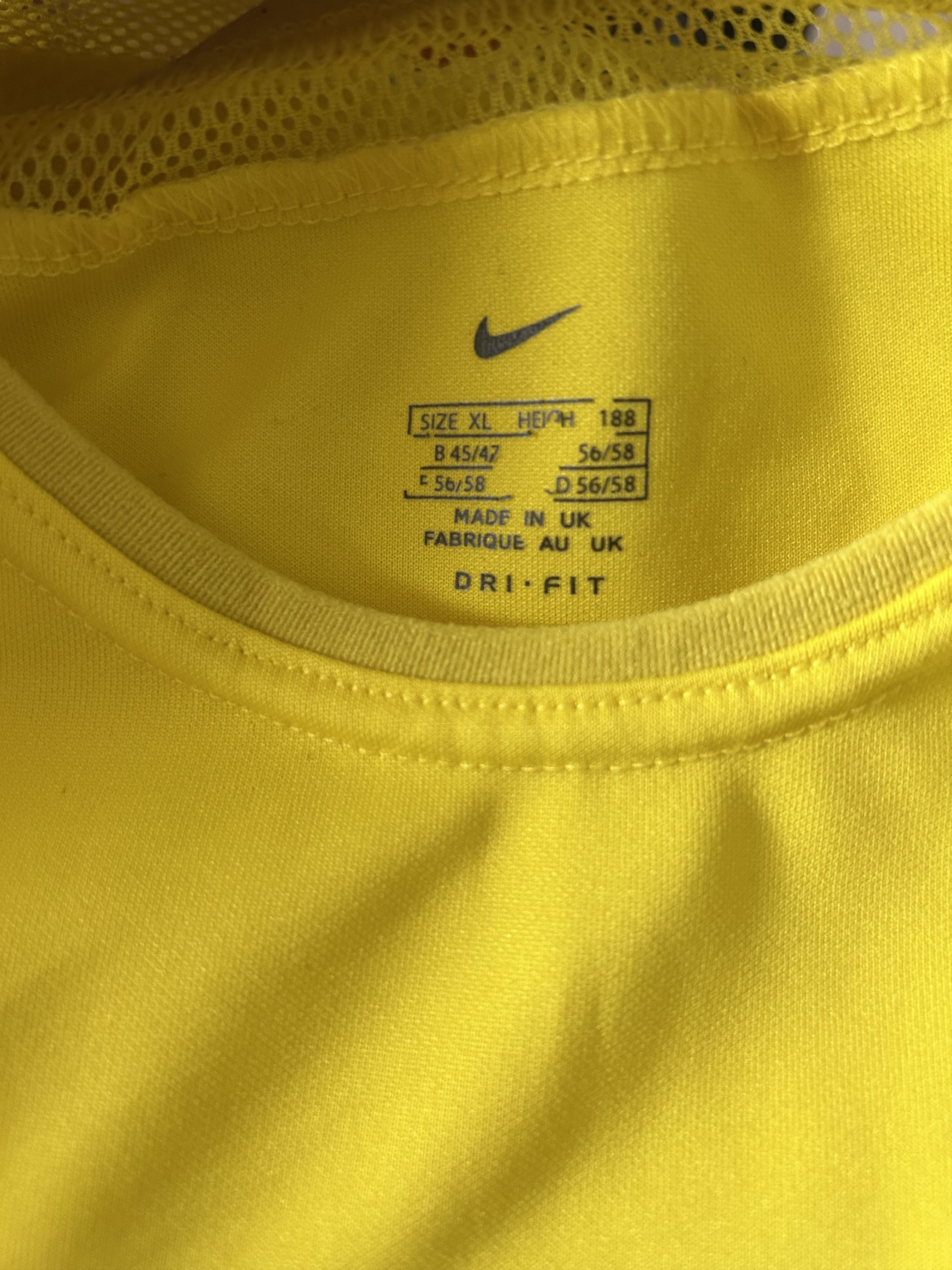 Nike Vintage BRAZIL 2002 - 2004 - XL - Nike - UNIQUE Size US XL / EU 56 / 4 - 5 Thumbnail