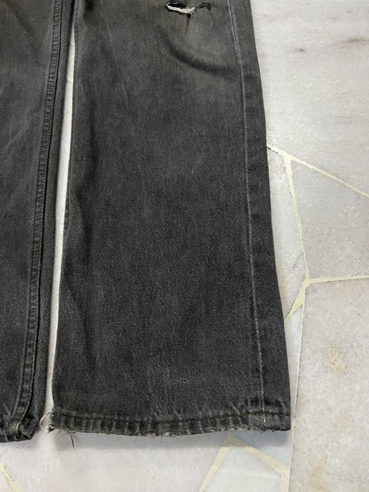 Levi's 💥90’s💥Vintage Levis 501 Faded Made In USA Distressed Jean Size US 35 - 5 Thumbnail