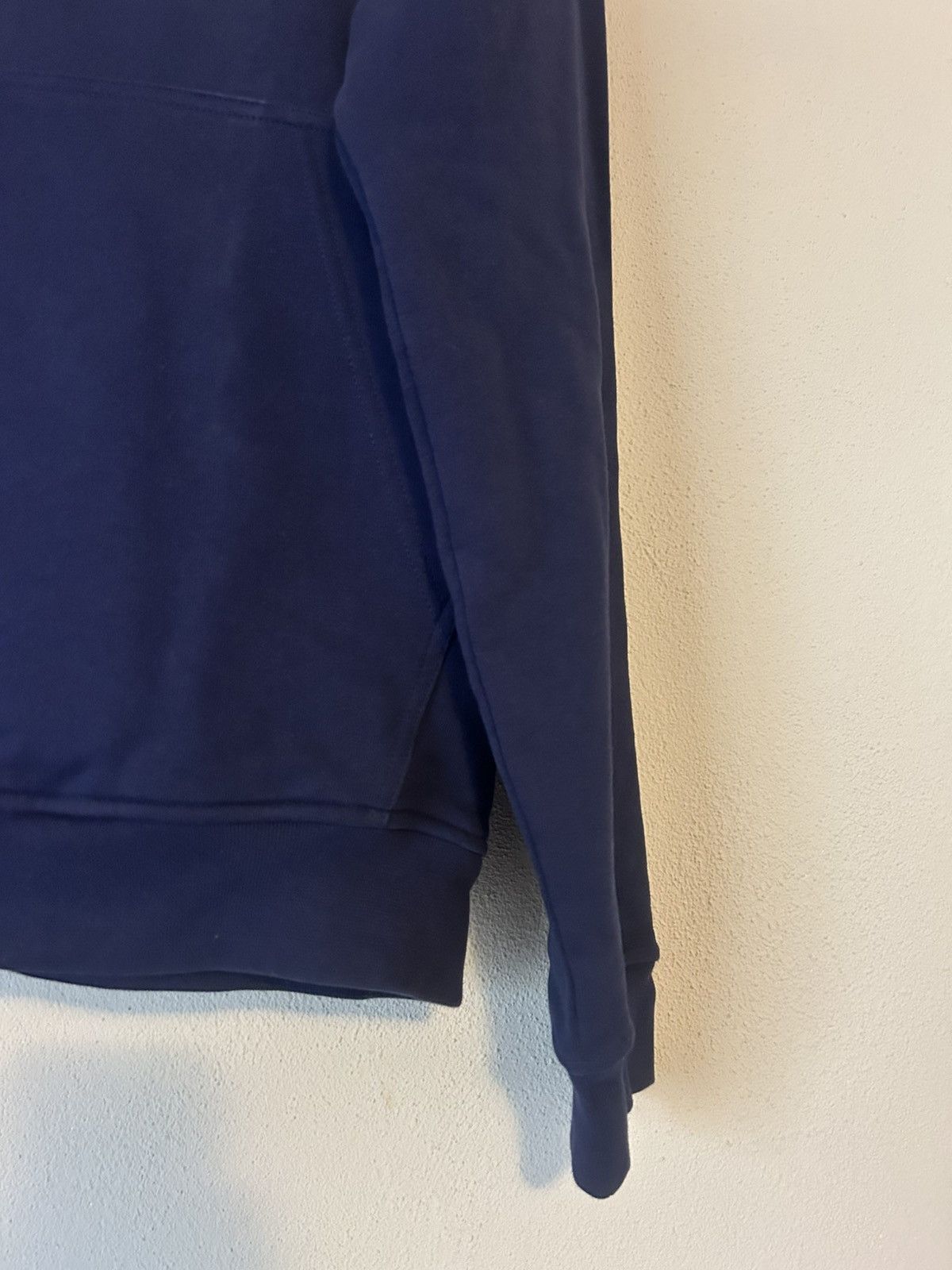 Maison Margiela Maison Margiela Deep Blue Hoodie with Stereotype Patch Size US S / EU 44-46 / 1 - 6 Thumbnail