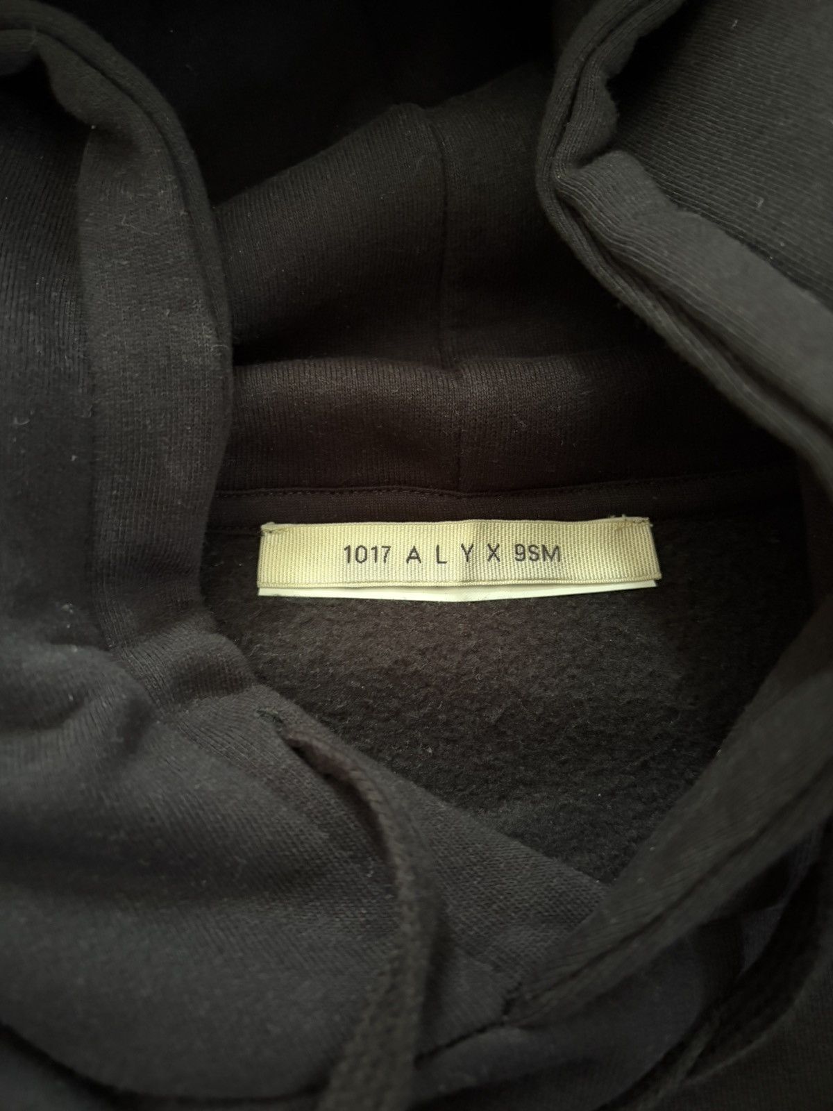 1017 ALYX 9SM 1017 Alyx 9SM Logo Hoodie Size US S / EU 44-46 / 1 - 3 Thumbnail