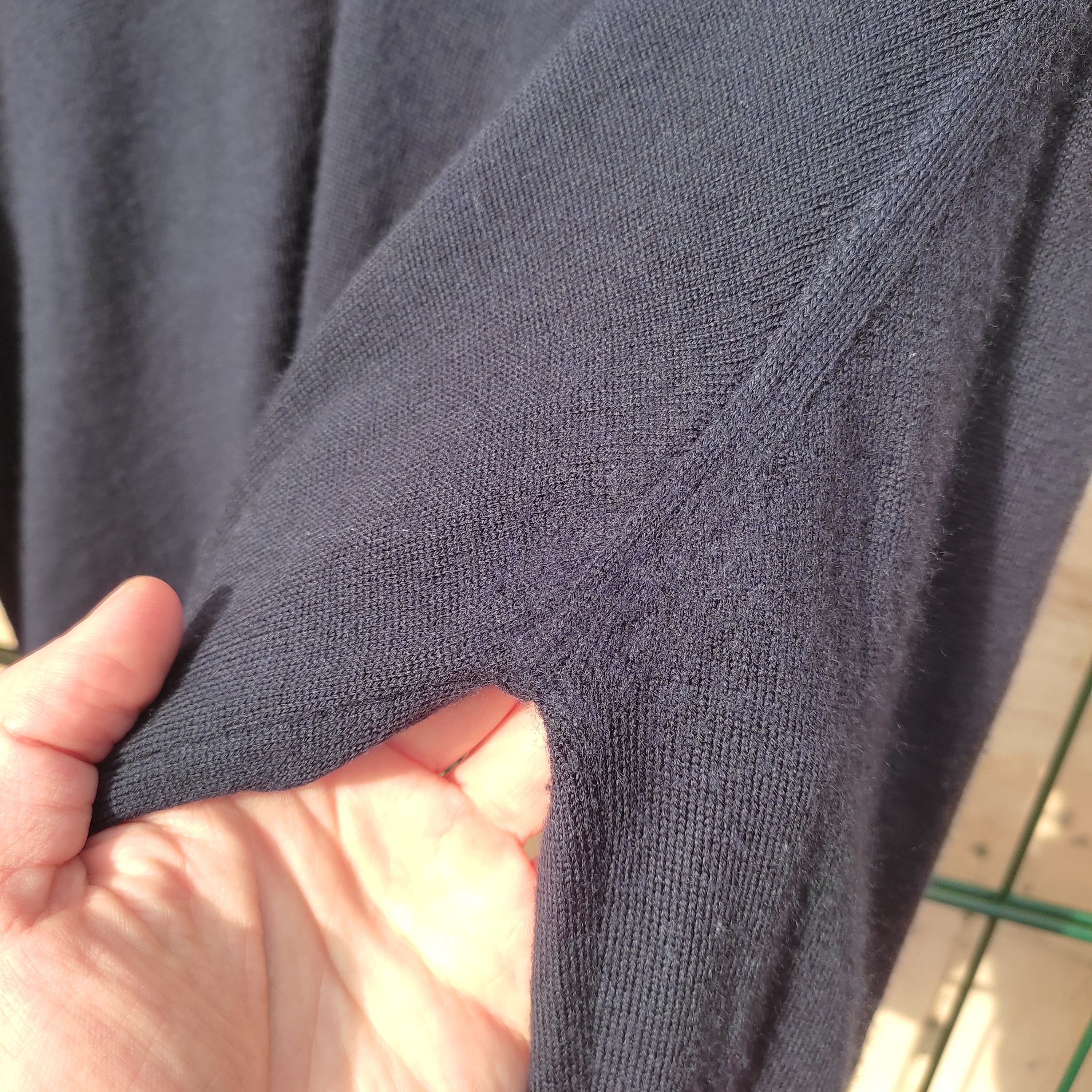 Brunello Cucinelli Brunello cucinelli V-neck mens wool cashmere sweater Size US M / EU 48-50 / 2 - 8 Thumbnail