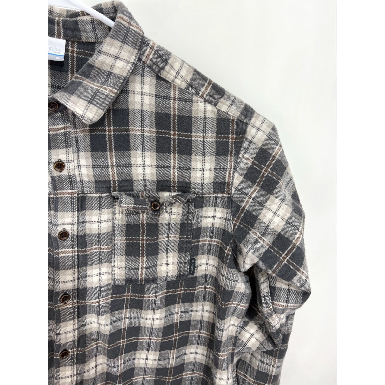 Vintage Columbia Shirt Mens XL Gray Plaid Button-Down Long Sleeve Pocket Button-Up All Seasons Modern Outdoor Casual Workwear Size US XL / EU 56 / 4 - 5 Thumbnail