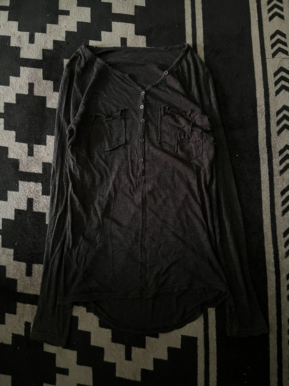 Le Grande Bleu (L.G.B.) 2000s Denny Rose distressed pocket tshirt Size US M / EU 48-50 / 2 - 1 Thumbnail