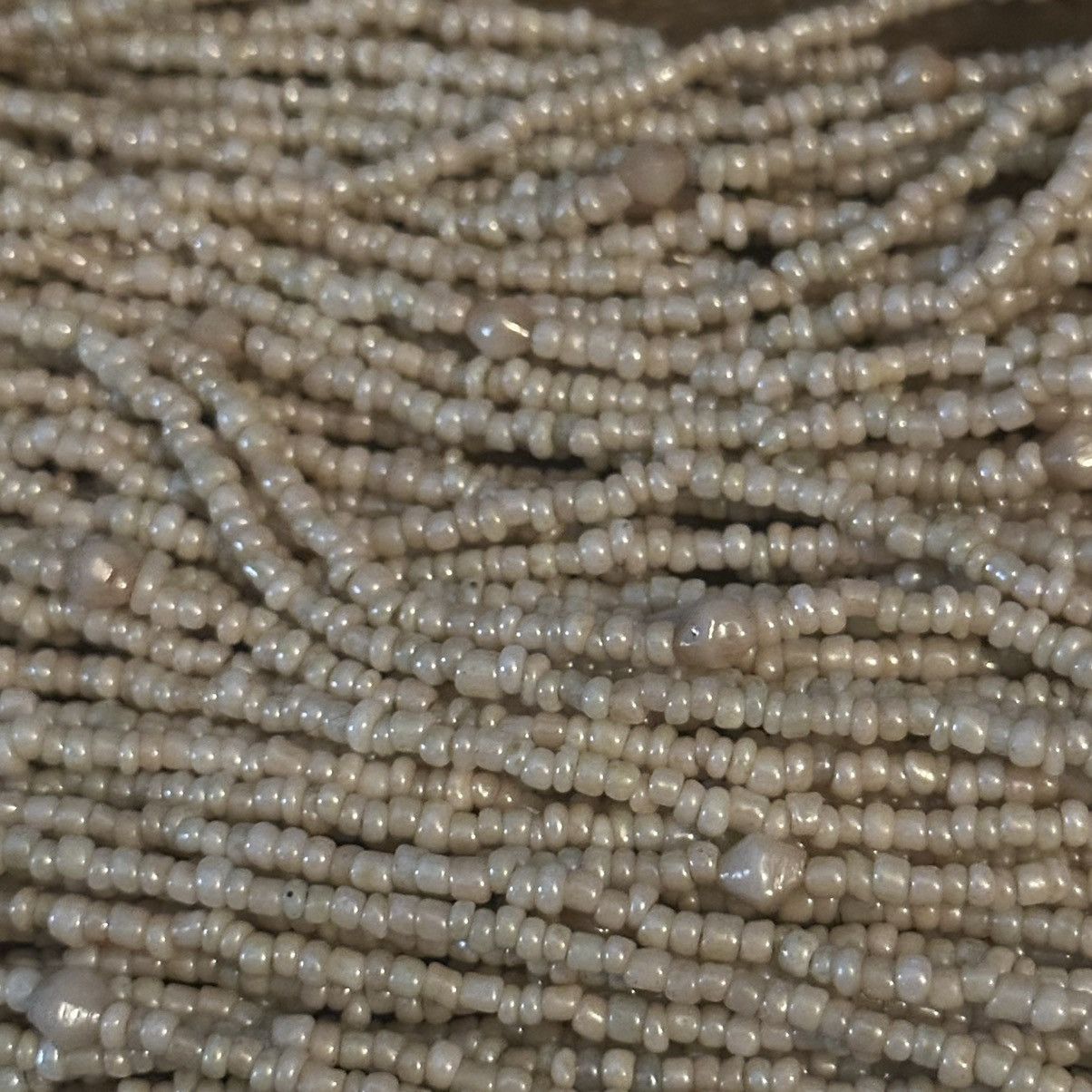 Other Multi strand cream seed bead lariat necklace Size ONE SIZE - 3 Thumbnail