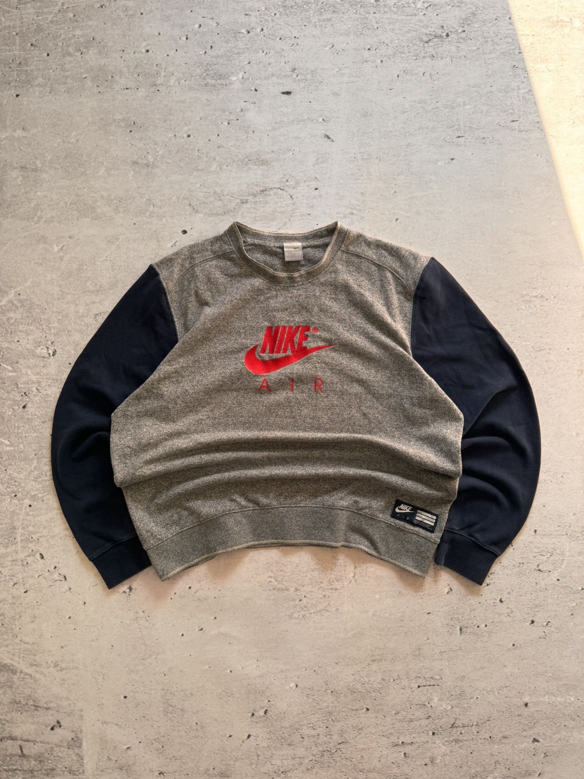 Nike × Vintage NIKE VINTAGE CENTER LOGO OVERSIZE BOXY SWEATSHIRT Size US L / EU 52-54 / 3 - 1 Thumbnail