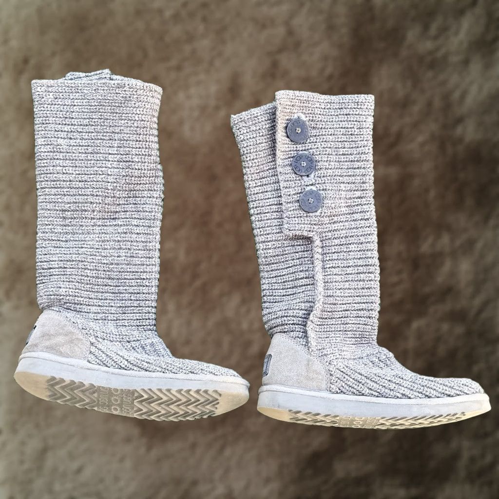Ugg UGG Australia Cardy Boot Knit Mid-Calf Gray 8 M Womens Boots Casual Fall Winter 80s? Size M / US 6-8 / IT 42-44 - 1 Thumbnail