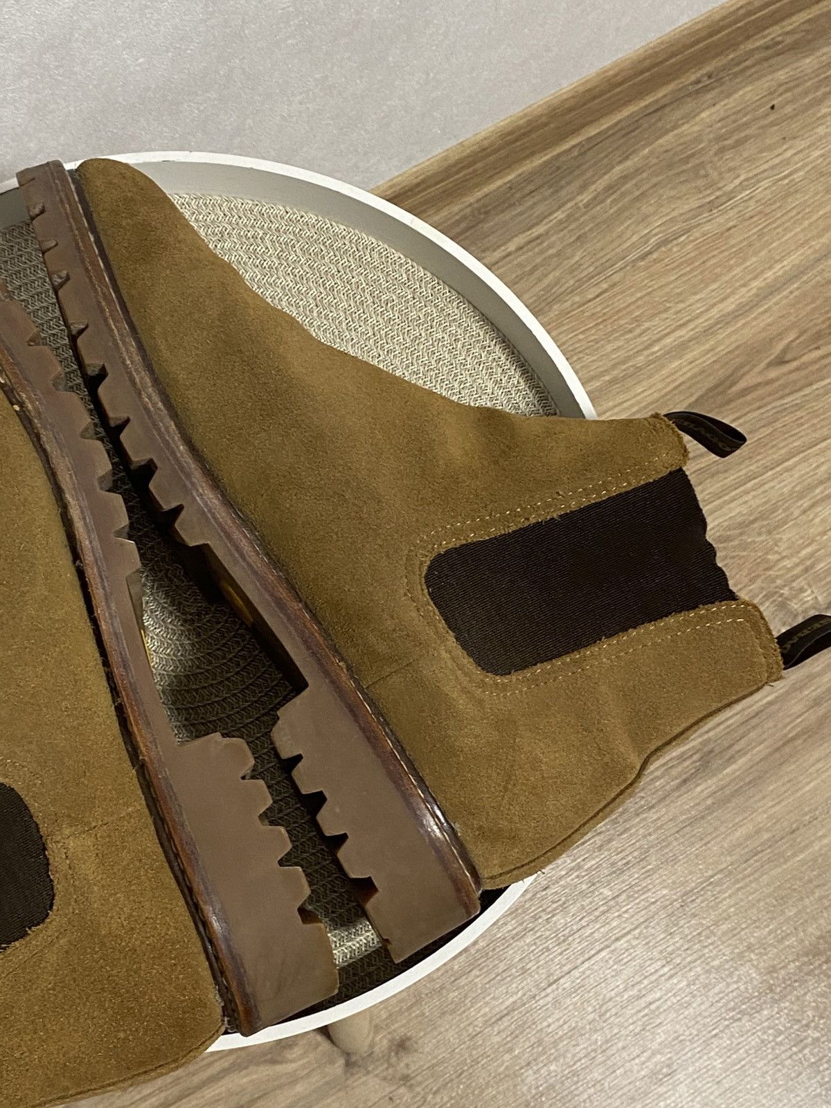 Sebago Sebago Brown Suede Chelsea Boots Size: 45 Size US 12 / EU 45 - 8 Thumbnail