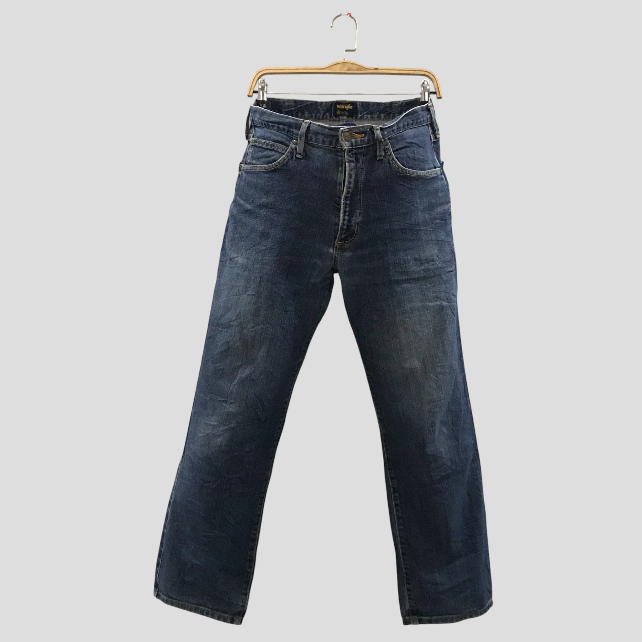 Wrangler Vintage 90s Wrangler Japan Faded Blue Stone Washed Jean Size US 32 / EU 48 - 1 Thumbnail