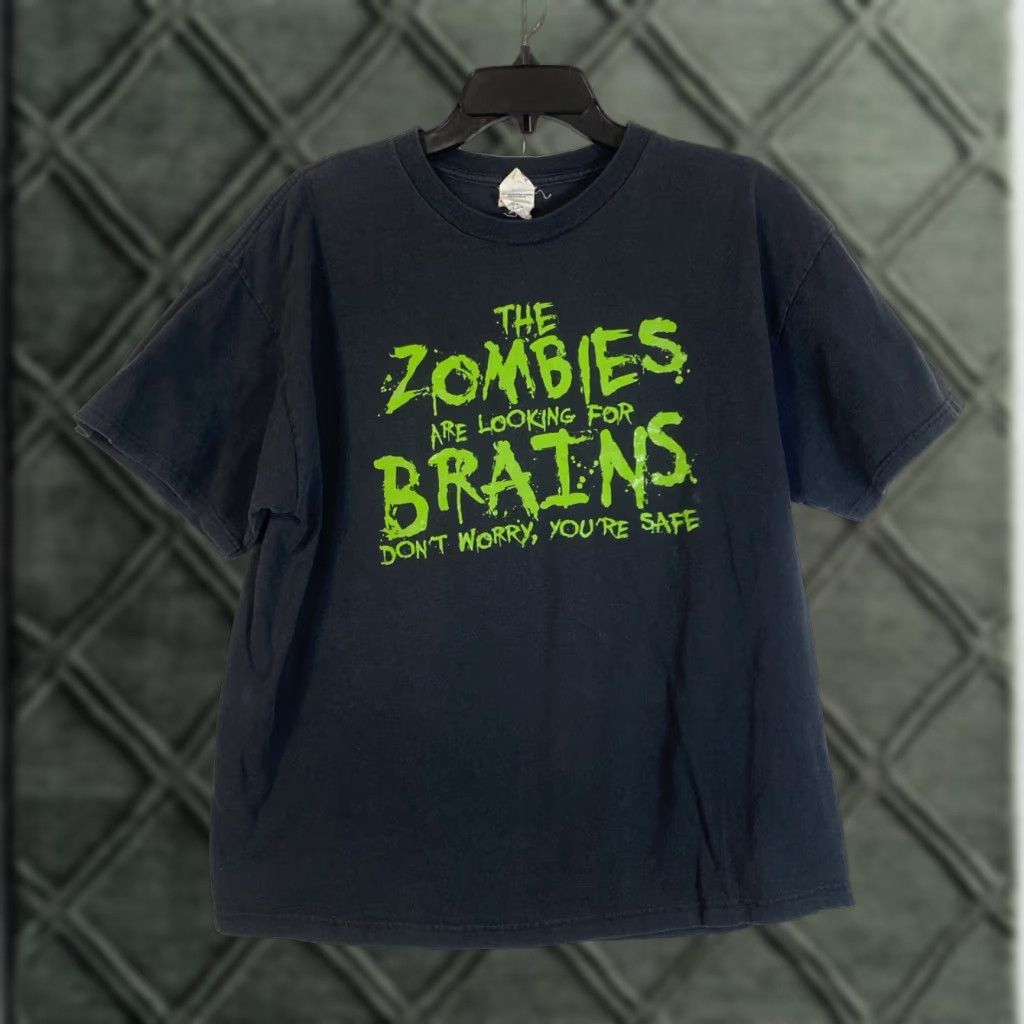 Delta VINTAGE Delta T Shirt Men Adult Large Black Funny Zombies Brains Humor Tee Size US L / EU 52-54 / 3 - 1 Thumbnail