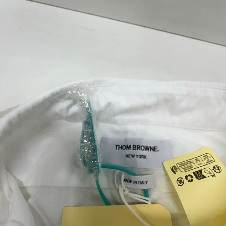 Thom Browne Thom Browne Classic Four-Stripe Button-Up Shirt -2507 Size US M / EU 48-50 / 2 - 2 Thumbnail