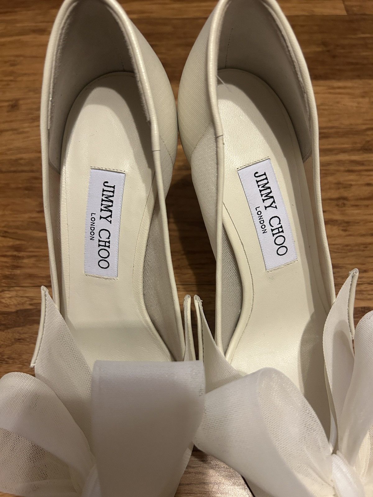 Jimmy Choo Jimmy Choo Staz Bow Mesh Pointed Pumps size 39.5 Ivory Size US 9.5 / IT 39.5 - 4 Thumbnail