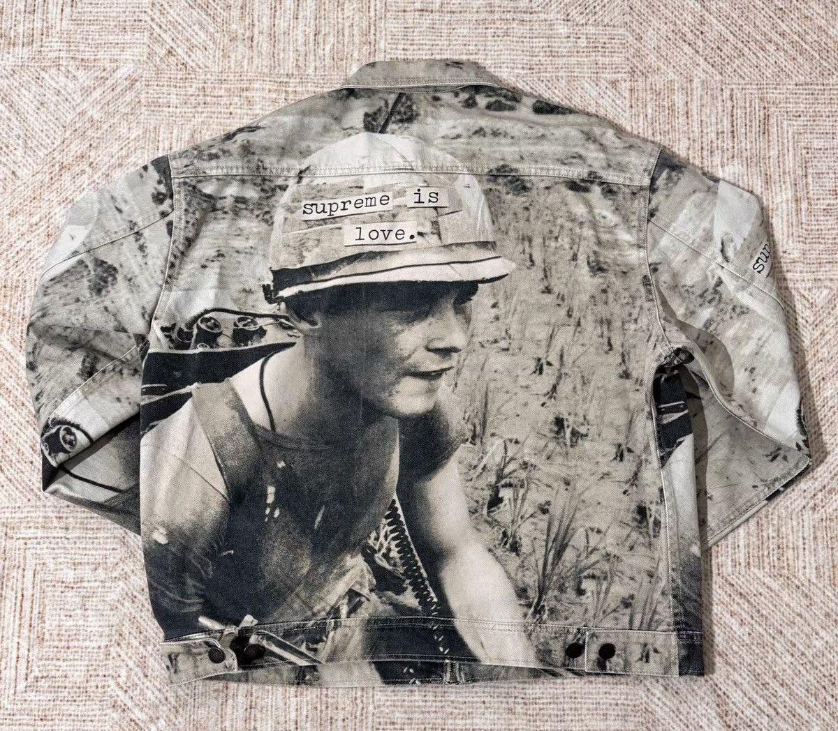Supreme Supreme is love denim trucker work Jacket Size US L / EU 52-54 / 3 - 2 Thumbnail