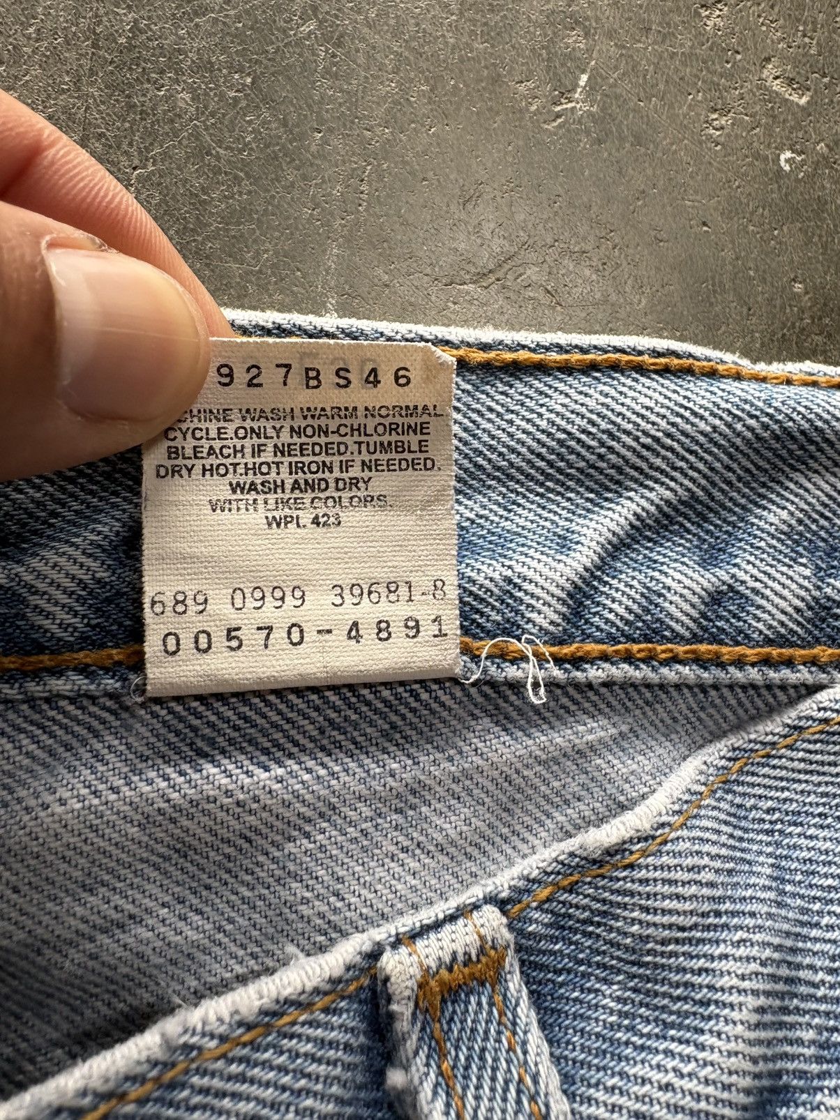 Levi's Vintage Clothing Vintage Levi’s 570 Size US 33 - 11 Thumbnail