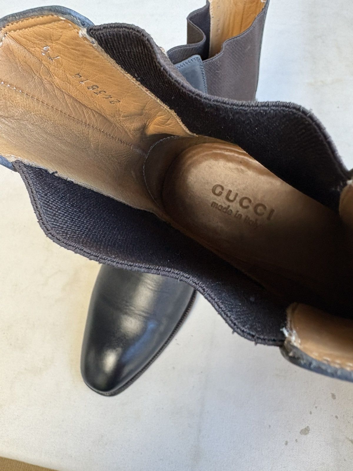 Gucci Gucci deep navy chelsea dress boots Size US 7.5 / EU 40-41 - 7 Thumbnail