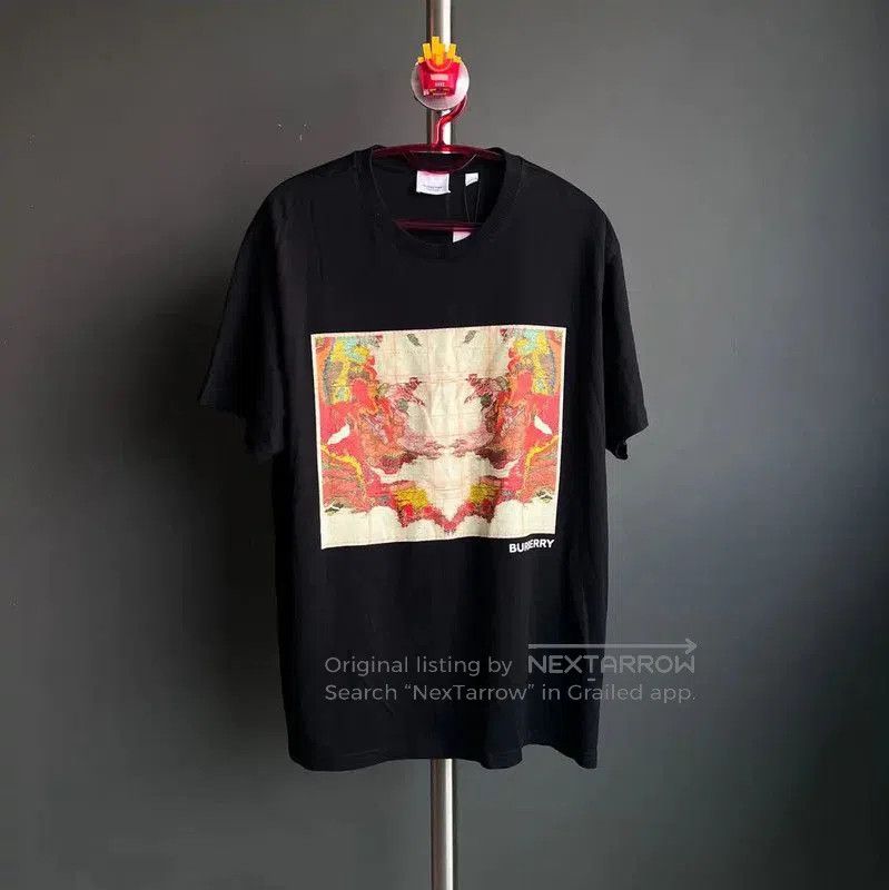 Burberry Burberry Black Cotton Graphic Tee for Men. Size US S / EU 44-46 / 1 - 1 Thumbnail