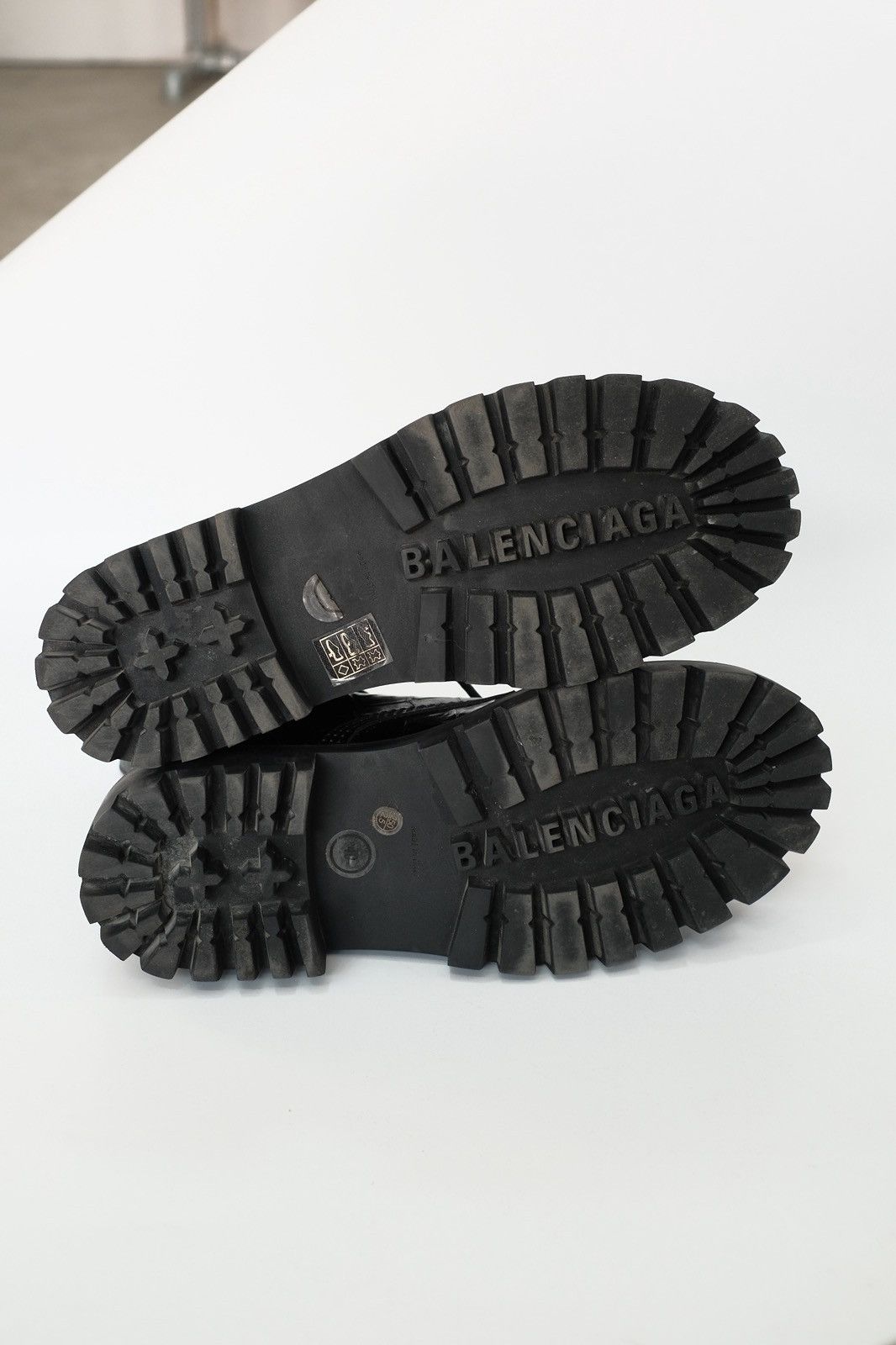 Balenciaga Balenciaga Strike boots Aligator pattern Size US 7.5 / EU 40-41 - 8 Thumbnail