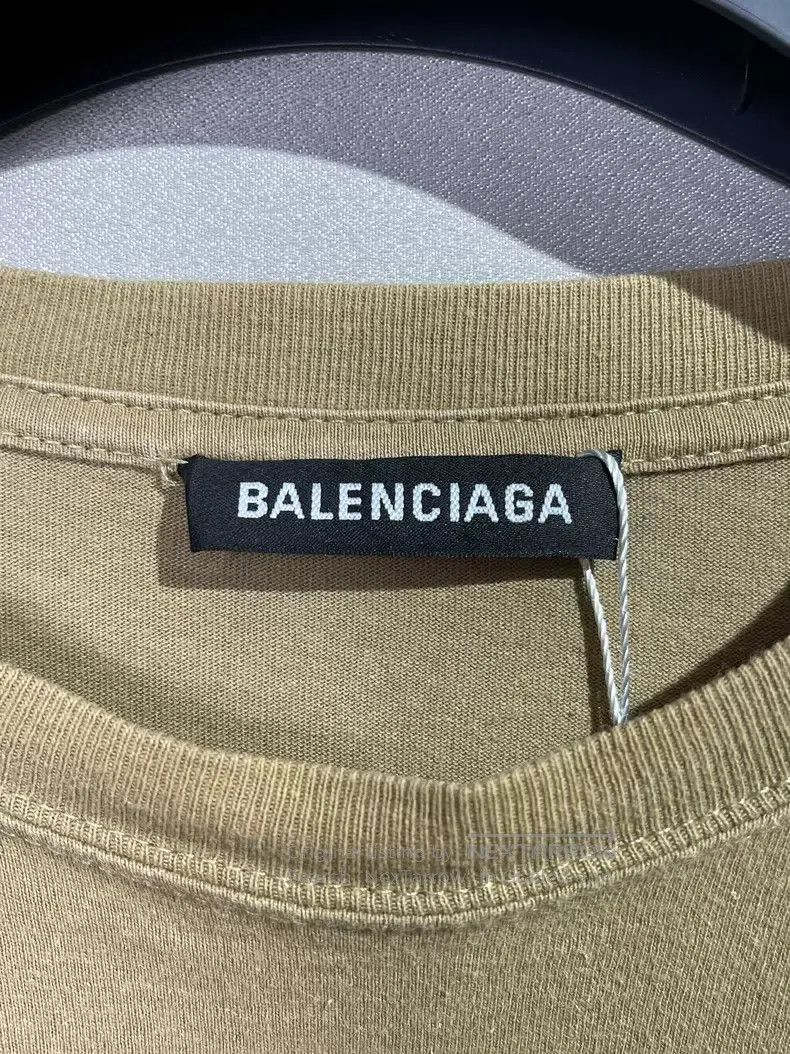 Balenciaga Balenciaga Light Beige Wheat Pattern Short Sleeve Size US L / EU 52-54 / 3 - 4 Thumbnail