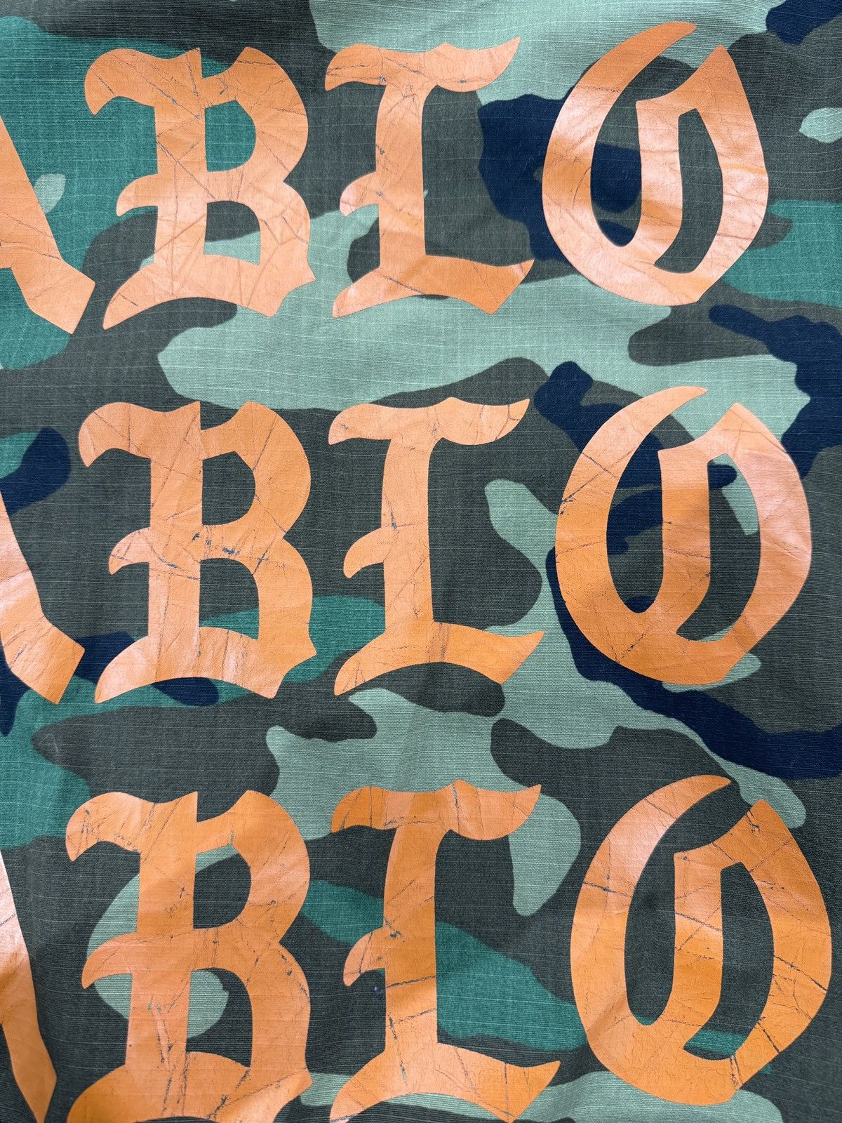 Kanye West × Rap Tees Kanye West Saints Pablo Camo Jacket Travis Ye Supreme rare Size US M / EU 48-50 / 2 - 5 Thumbnail