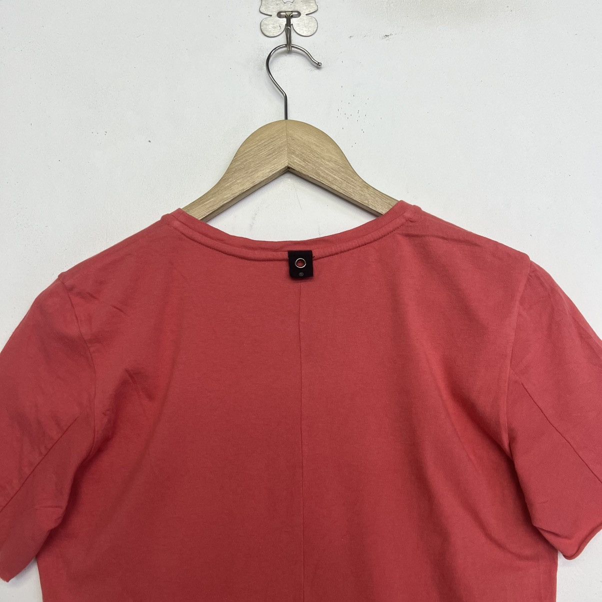 wjk WJK & CO. JAPAN RAW CUTTING DESIGN TSHIRT Size US S / EU 44-46 / 1 - 7 Thumbnail