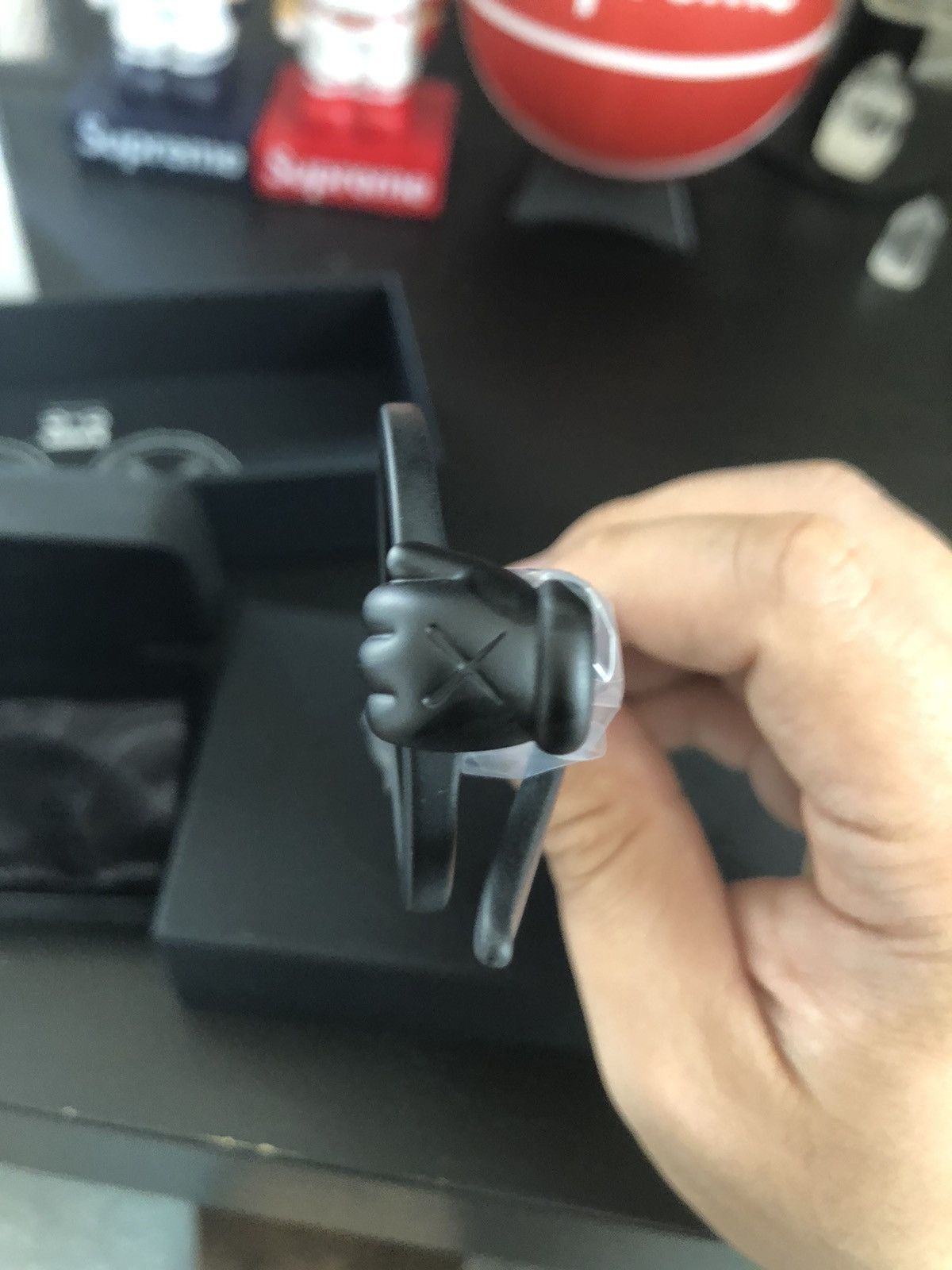 Kaws Kaws x SD Kid Sunglasses Black Size ONE SIZE - 2 Thumbnail