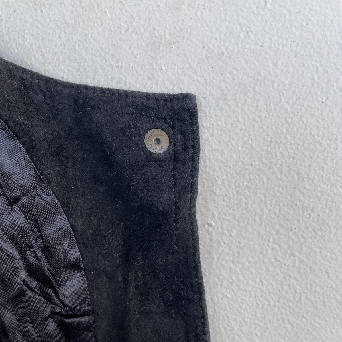 Jean Paul Gaultier 90s Archive Jean Paul Gaultier Paris Suede Leather Vest Size US M / EU 48-50 / 2 - 5 Thumbnail