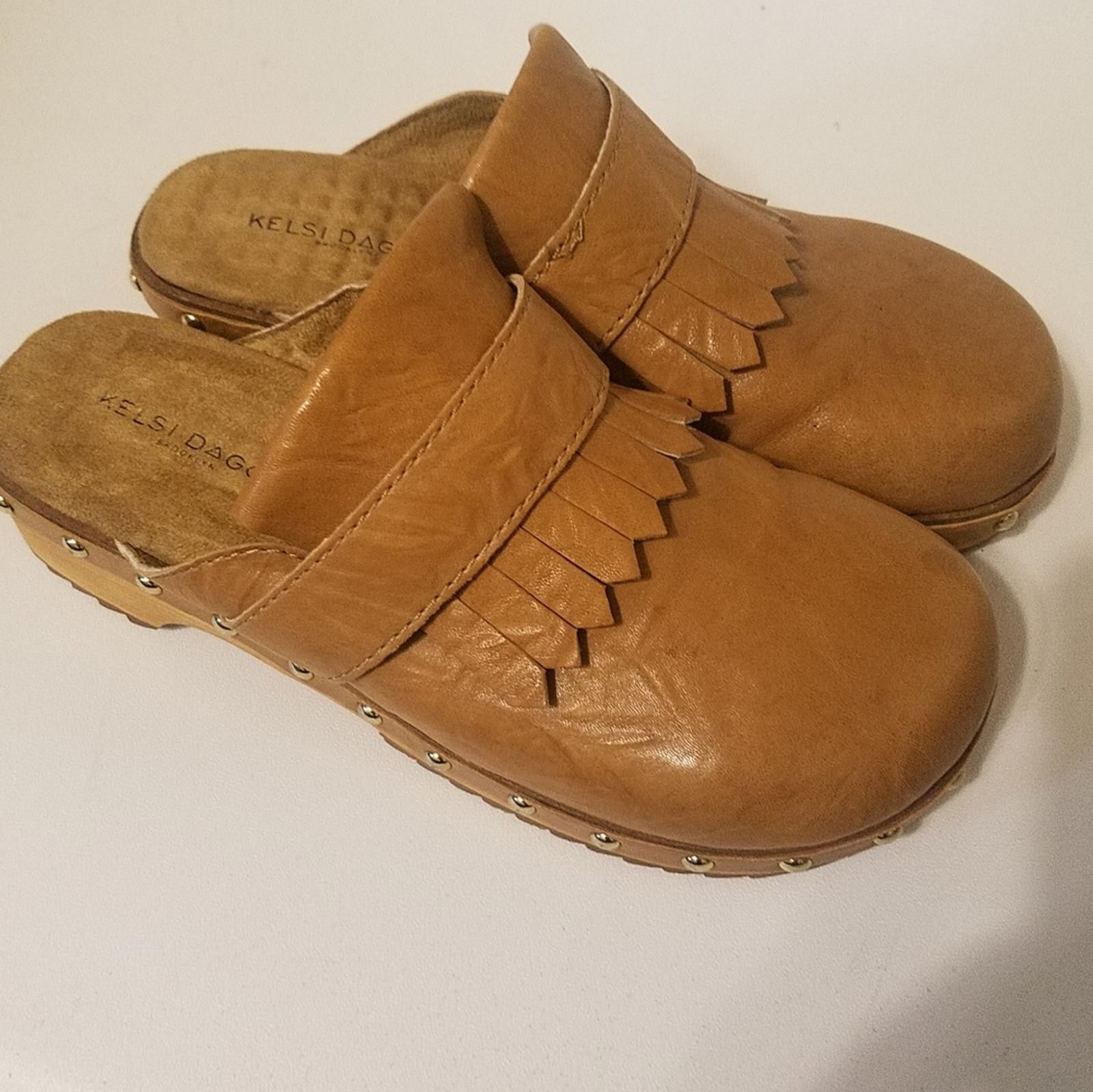 Designer Kelsi Dagger Tan Leather Clogs Size 6 Size US 6 / IT 36 - 1 Thumbnail