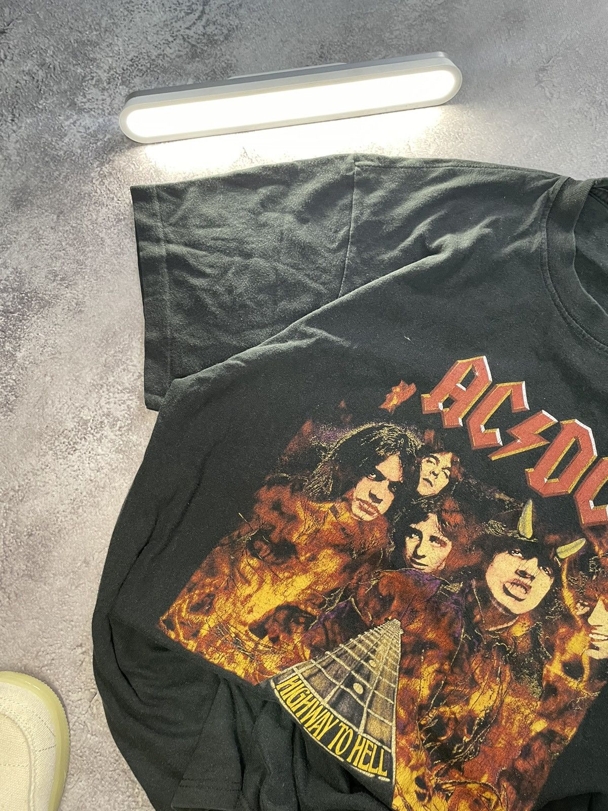 AC/DC Vtg AC/DC Highway To Hell Graphic Tee L Size US L / EU 52-54 / 3 - 3 Thumbnail