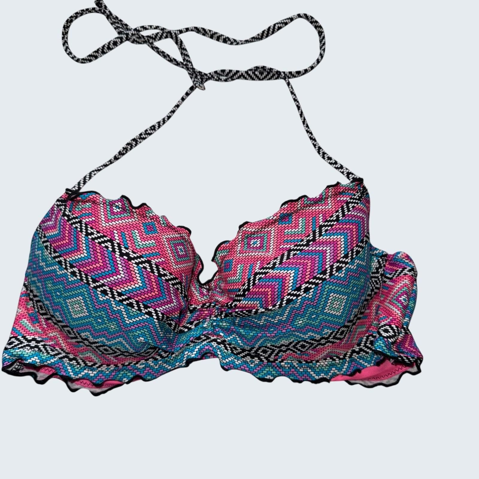 The Unbranded Brand Mixed Bikini Lot Black Scalloped Top Chevron Print Size ONE SIZE - 3 Thumbnail
