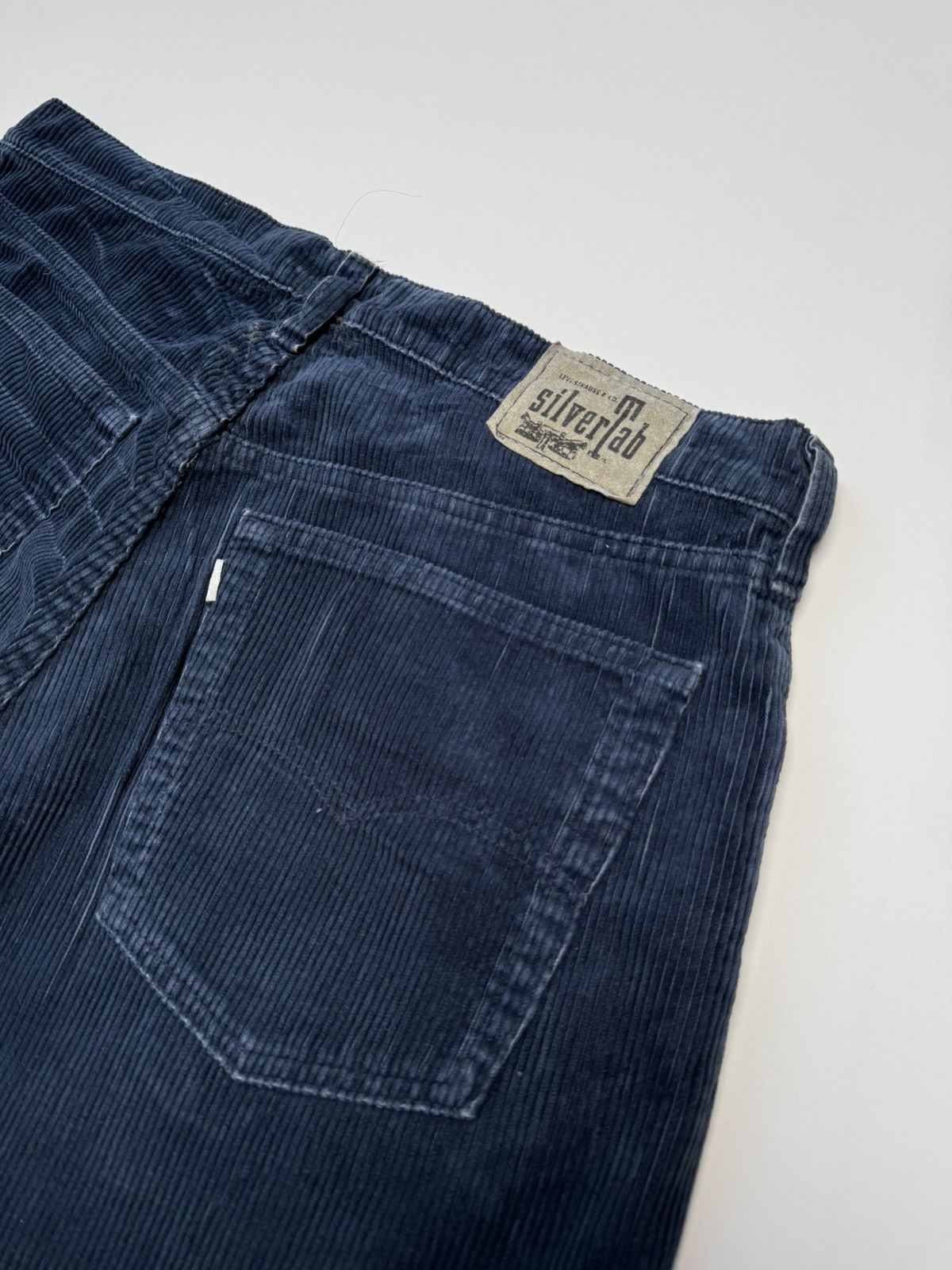 Levi's Vintage 90s Silvertab Baggy Navy Corduroy Size US 34 / EU 50 - 3 Thumbnail