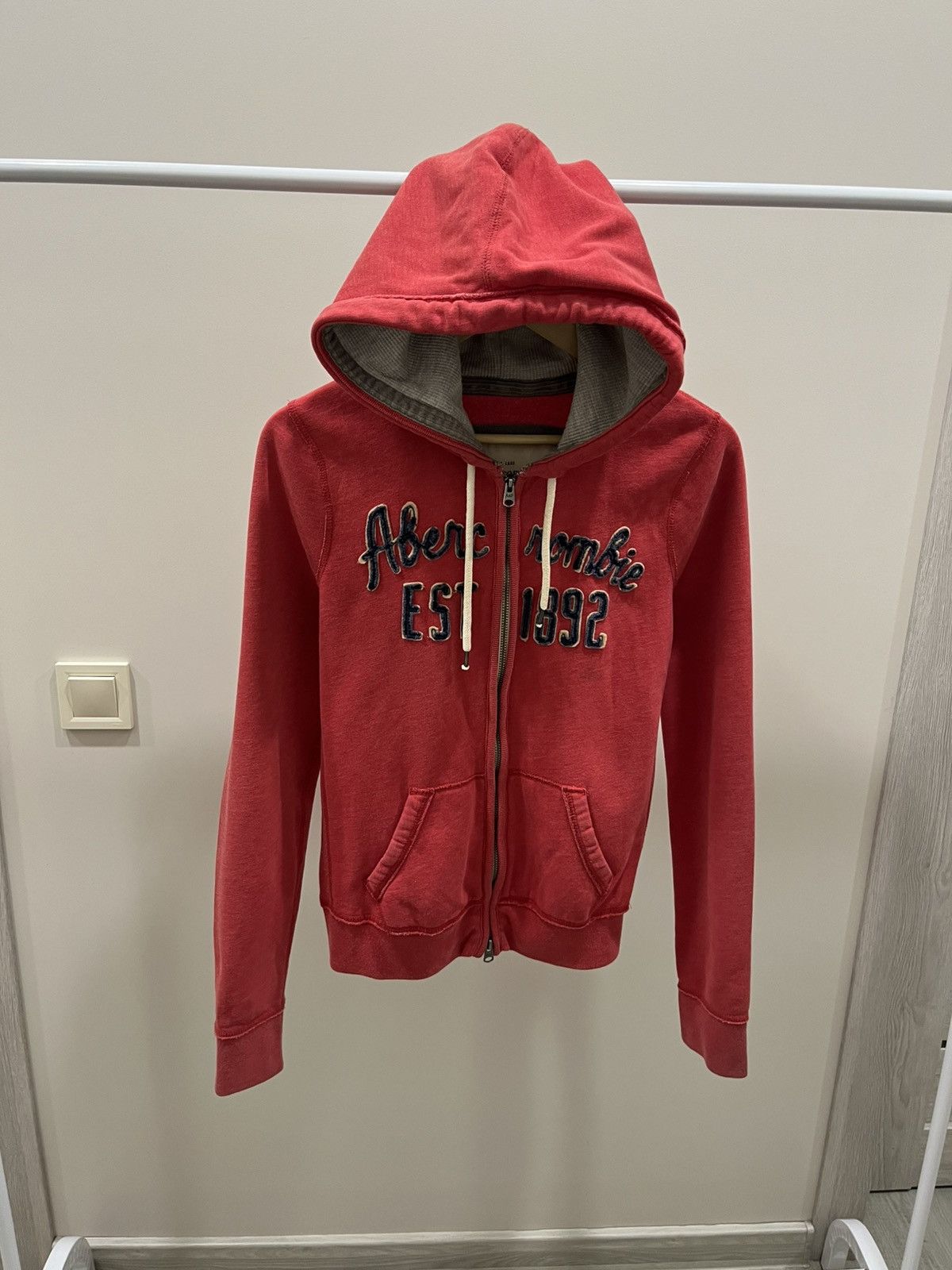 If Six Was Nine Abercrombie Fitch New York 1892 Women’s Zip Up Hoodie Size L / US 10 / IT 46 - 1 Thumbnail
