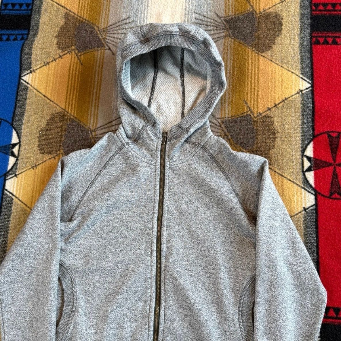 Patagonia Patagonia Women's Full Zip Hoodie Size Small Gray Outdoor Hiking Nature Size S / US 4 / IT 40 - 3 Thumbnail