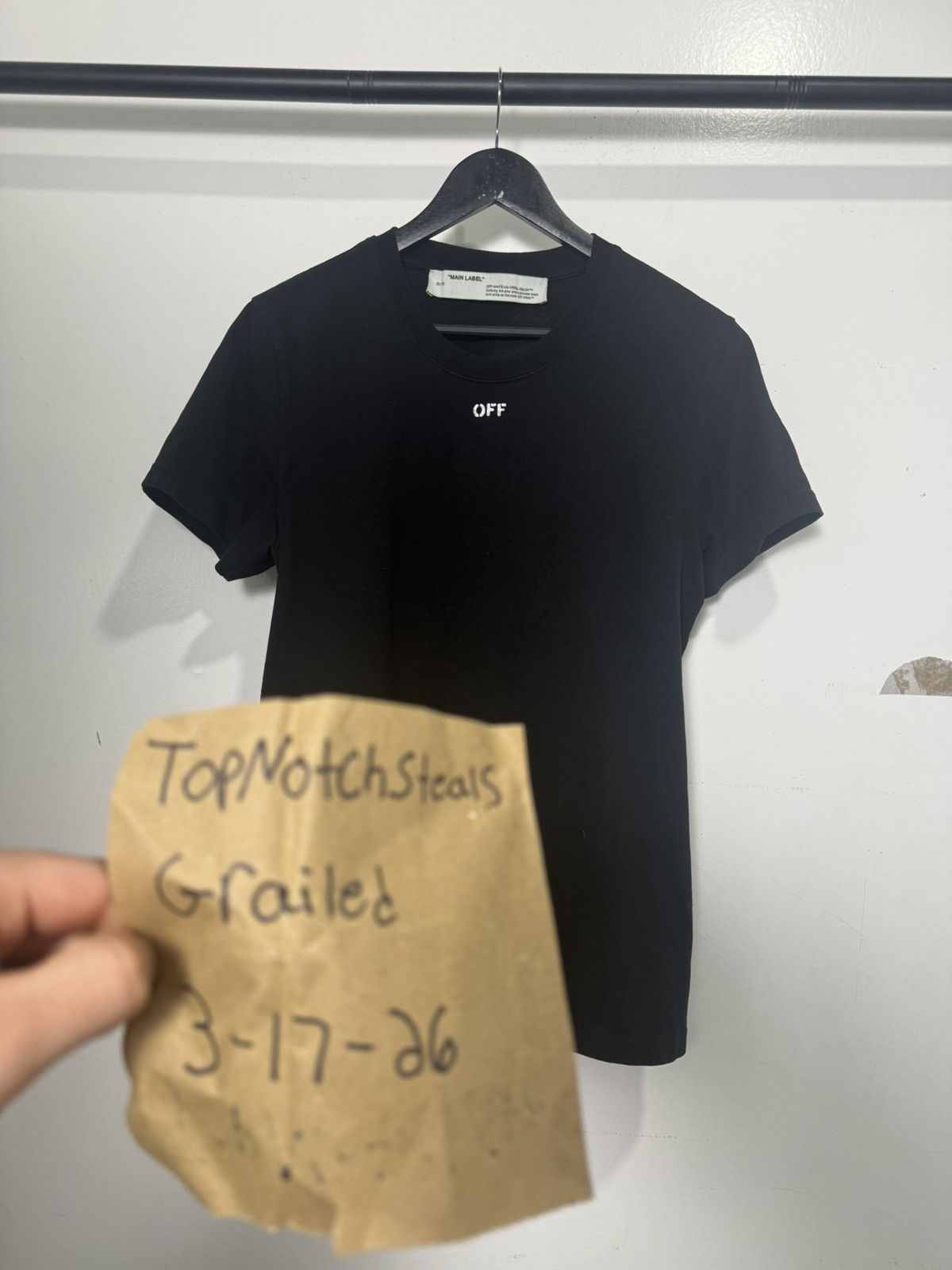 Off-White Off-White black t-shirt large floral graphic Size US M / EU 48-50 / 2 - 10 Thumbnail