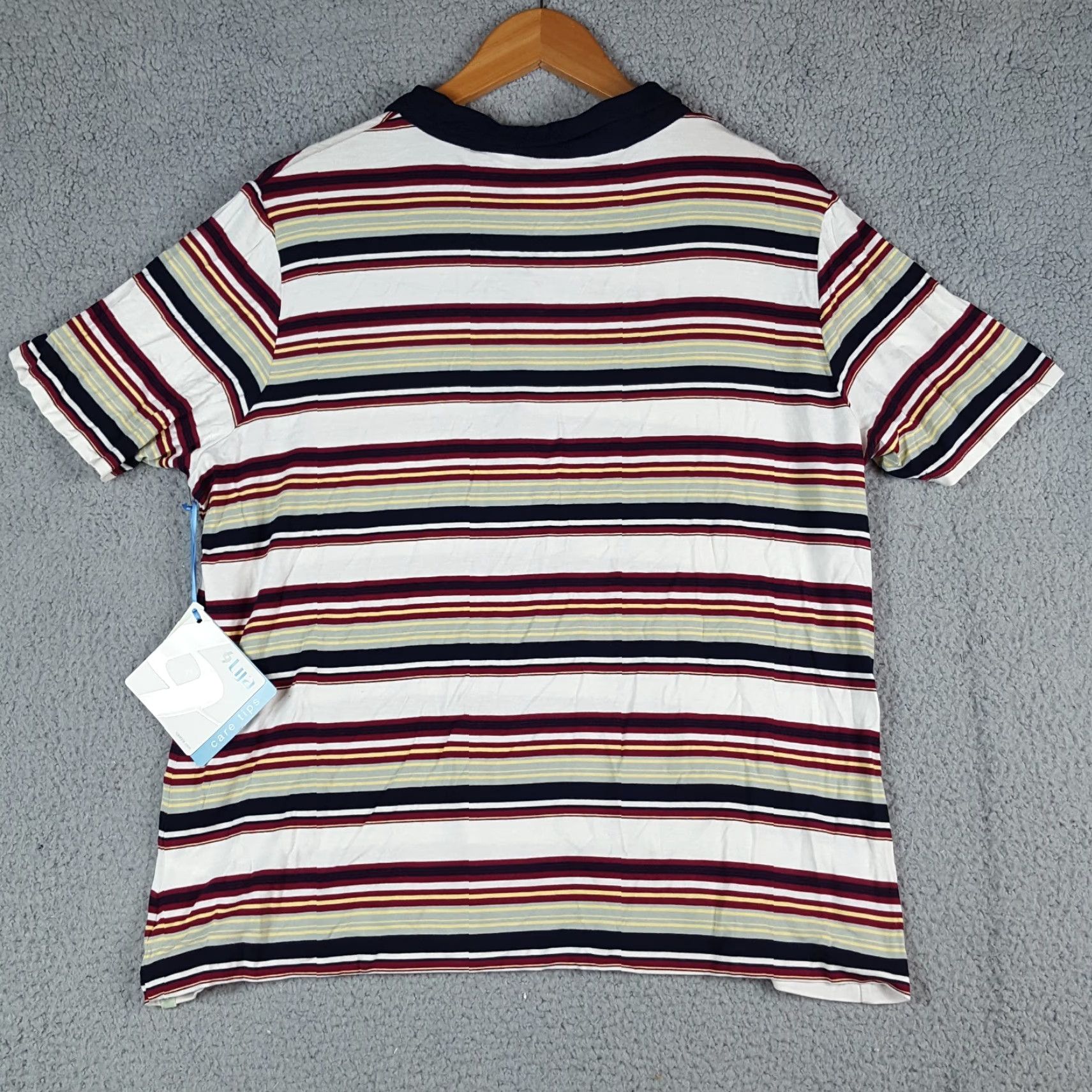 Vintage LIJA Polo Women's 2XL Striped Collared Lightweight Button Golf Shirt VINTAGE (if applicable) Size XXL / US 16-18 / IT 52-54 - 3 Thumbnail