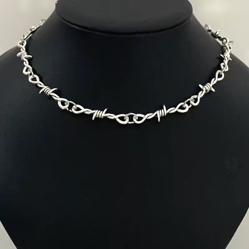 Jewelry Small Wire Brambles Choker Necklace Size ONE SIZE - 1 Thumbnail