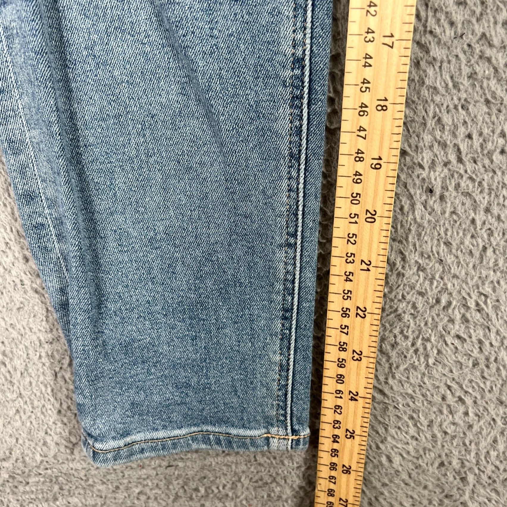 American Eagle Outfitters VINTAGE American Eagle Outfitters Jeans Womens Regular Size 00 Short Light Wash Stretch Mid Rise Blue 25 in Inseam Boys/Girls? Size 24" / US 00 / IT 34 - 2 Thumbnail