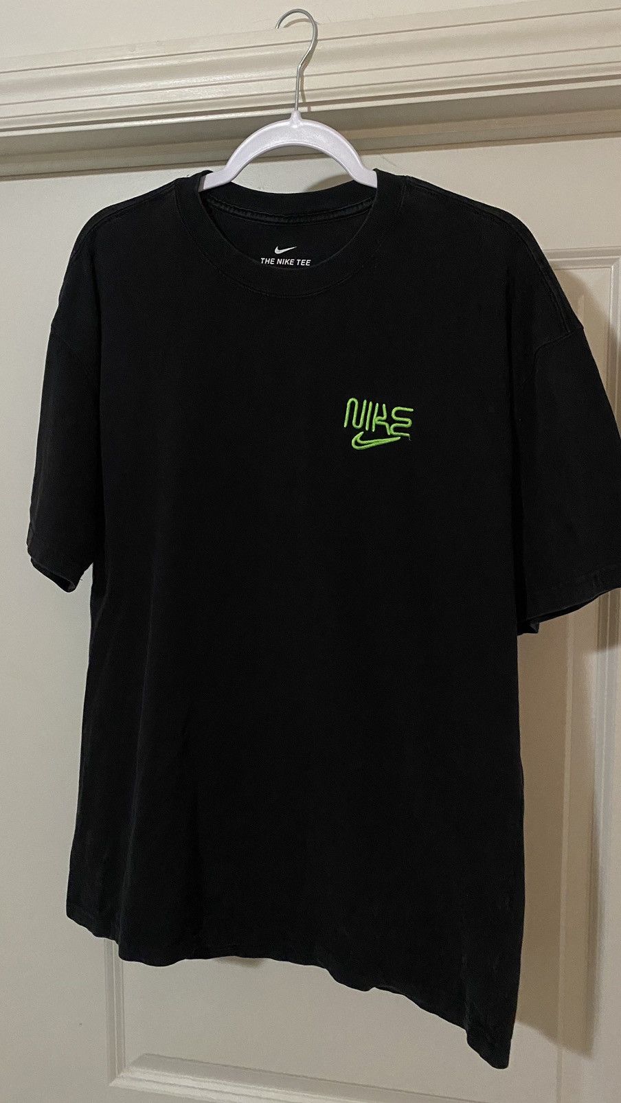 Nike Nike Neon Graphic T-shirt Size US L / EU 52-54 / 3 - 1 Thumbnail