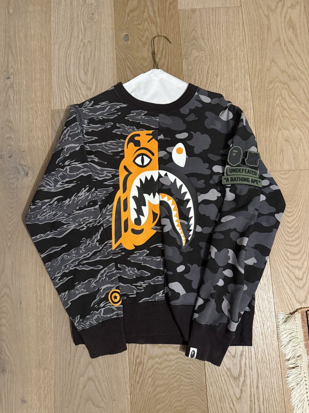Bape × Undefeated Bape x Undefeated (open to offers) Size US M / EU 48-50 / 2 - 1 Thumbnail